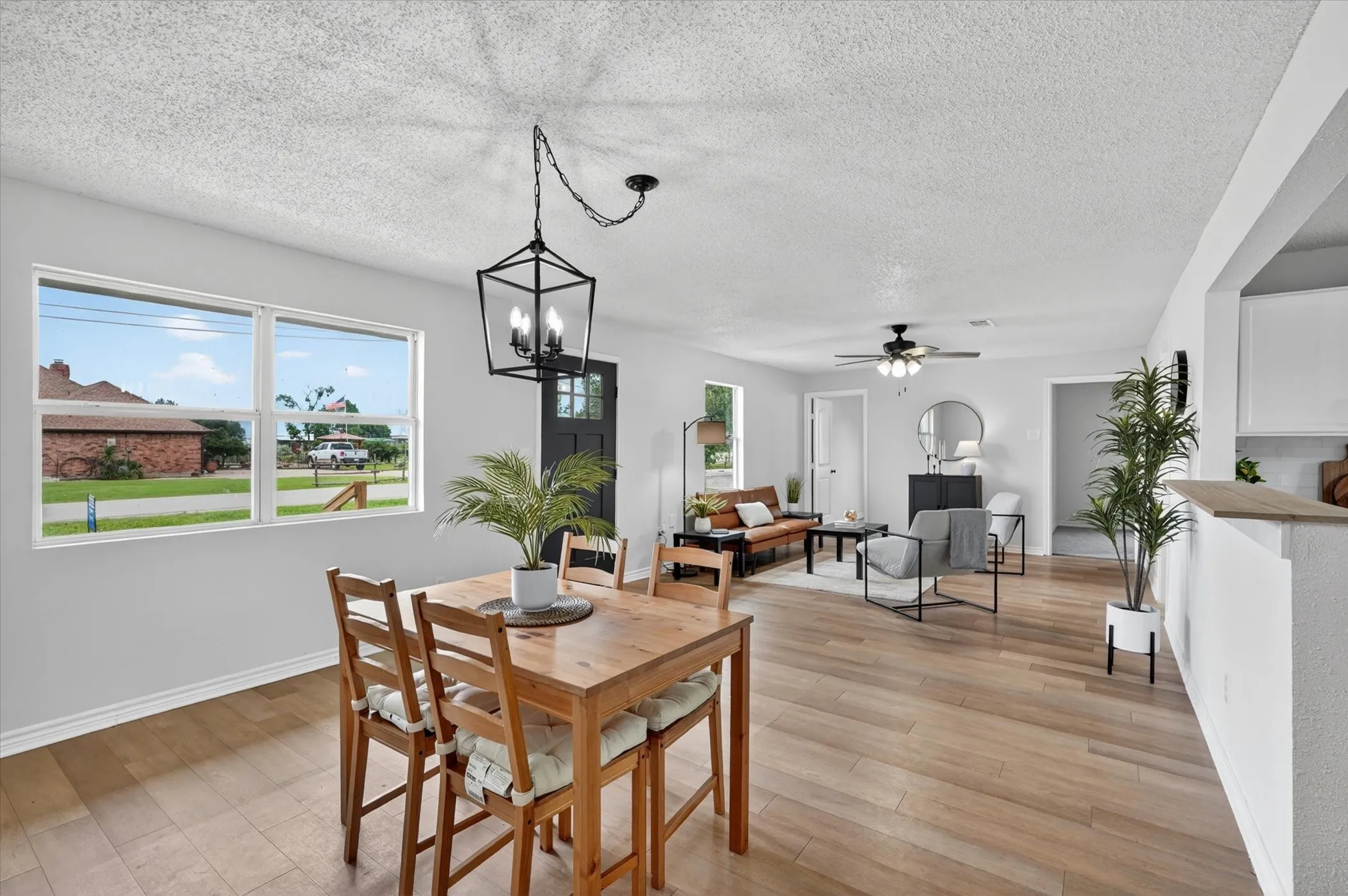 Single Family Residence For Sale in Collin County , 1116 Bozman Road, Wylie, Texas 75098, 3 Bedroom, 2 Bathroom, Garage spaces, 1,200 Sqft, built in 1962, mls#21368523, Real Estate Agent in Wylie, Homes For Sale in Collin county, Homes For Sale in Wylie, Realtor in Wylie Texas, Real Estate Brokerage Independent Realty Texas, Luminita Cordes Realtor