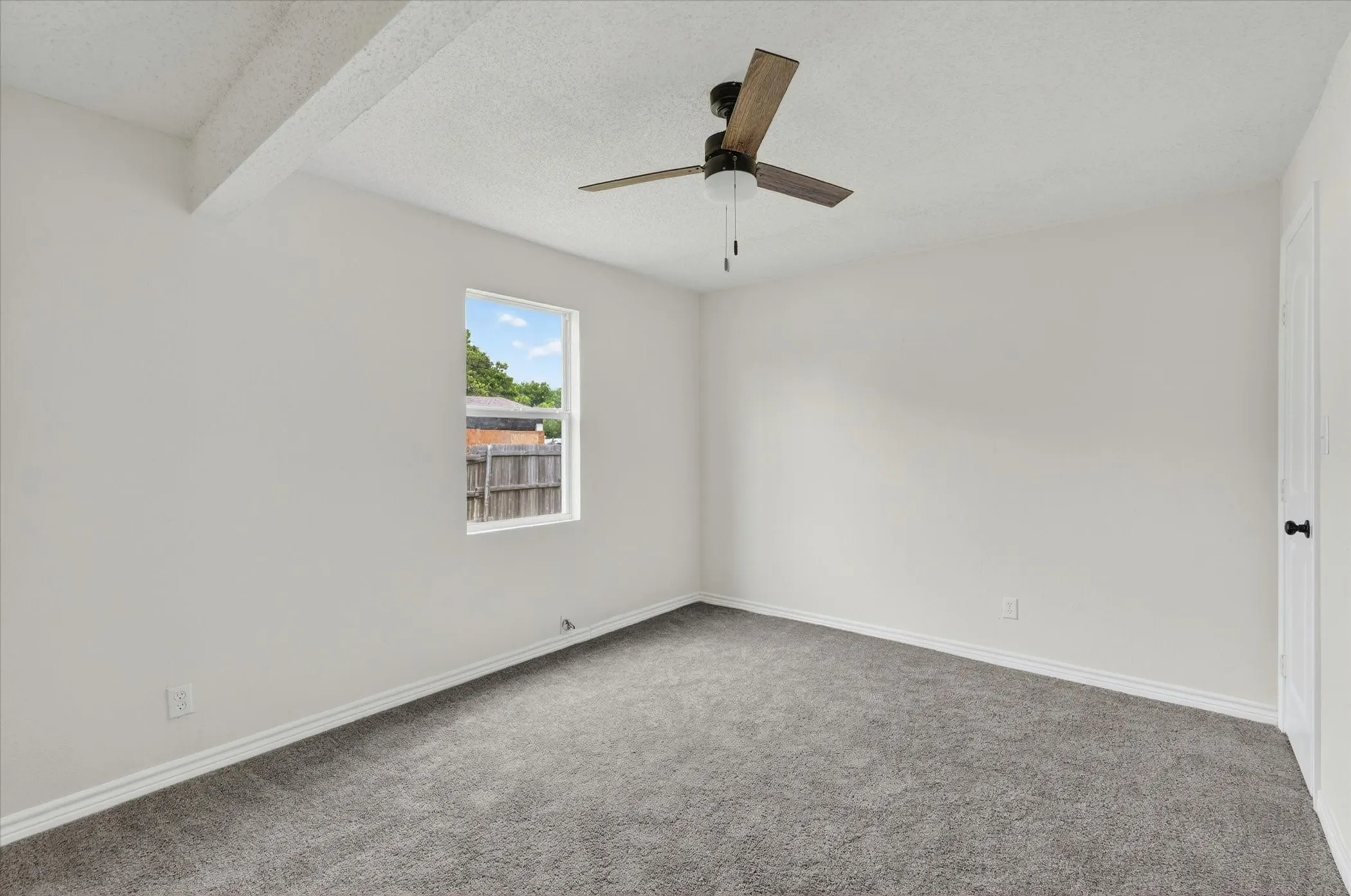Single Family Residence For Sale in Collin County , 1116 Bozman Road, Wylie, Texas 75098, 3 Bedroom, 2 Bathroom, Garage spaces, 1,200 Sqft, built in 1962, mls#21368523, Real Estate Agent in Wylie, Homes For Sale in Collin county, Homes For Sale in Wylie, Realtor in Wylie Texas, Real Estate Brokerage Independent Realty Texas, Luminita Cordes Realtor