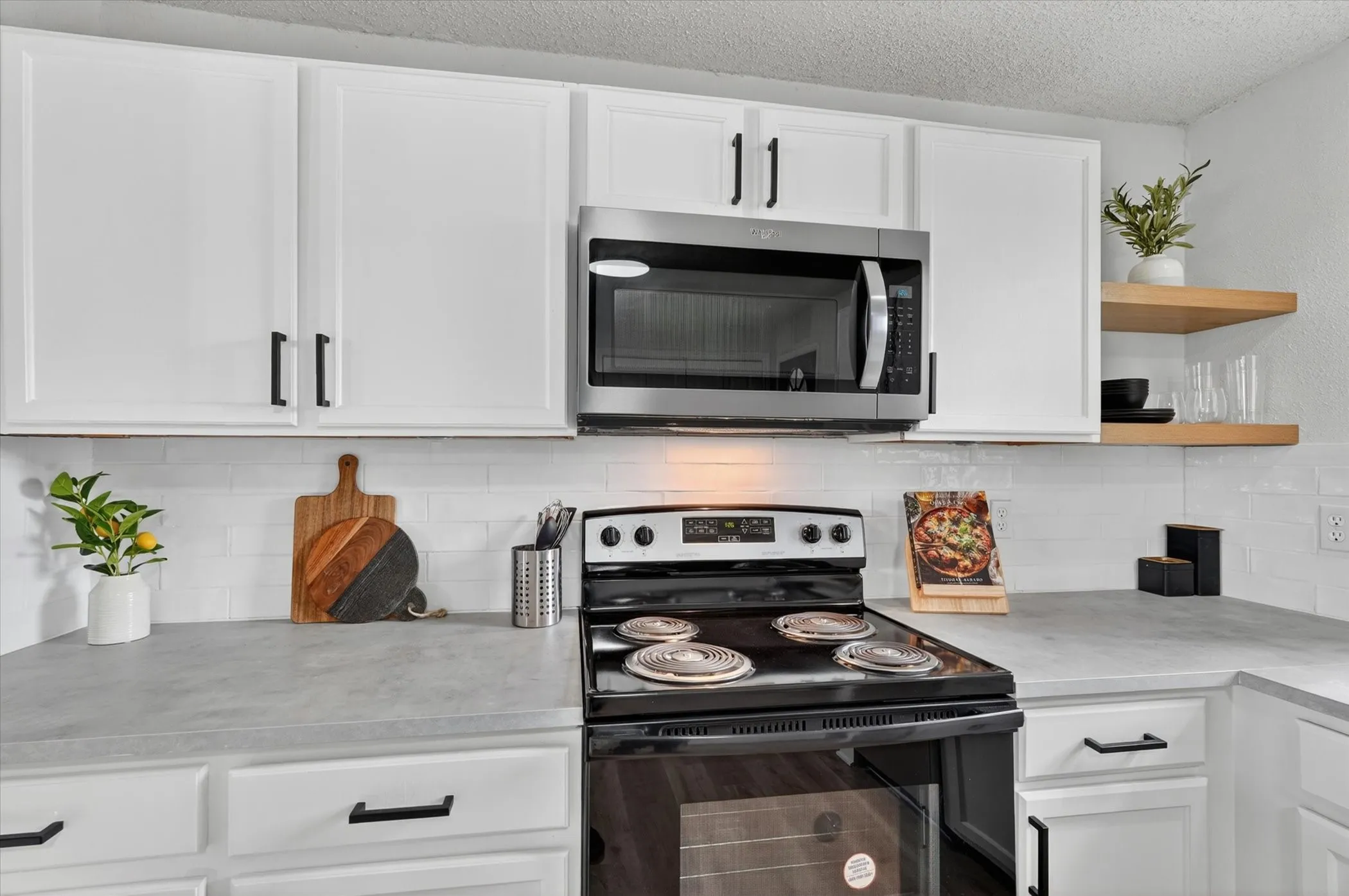 Single Family Residence For Sale in Collin County , 1116 Bozman Road, Wylie, Texas 75098, 3 Bedroom, 2 Bathroom, Garage spaces, 1,200 Sqft, built in 1962, mls#21368523, Real Estate Agent in Wylie, Homes For Sale in Collin county, Homes For Sale in Wylie, Realtor in Wylie Texas, Real Estate Brokerage Independent Realty Texas, Luminita Cordes Realtor