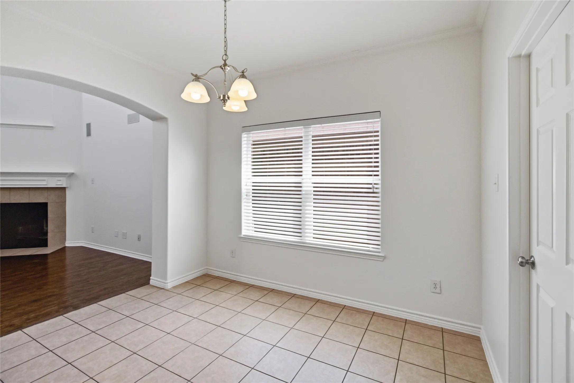 Single Family Residence For Sale in Kaufman County , 2030 Diamondback, Forney, Texas 75126, 4 Bedroom, 3 Bathroom, 2 Garage spaces, 2,432 Sqft, built in 2008, Price $379,000, mls#21363591, Real Estate Agent in Forney, Homes For Sale in Kaufman county, Homes For Sale in Forney, Realtor in Forney Texas, Real Estate Brokerage Independent Realty Texas, Luminita Cordes Realtor