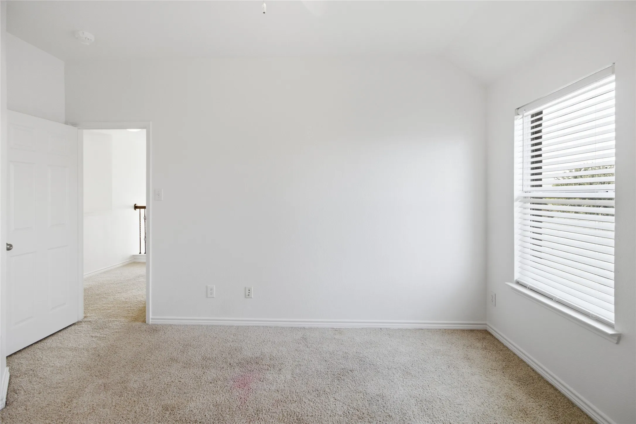 Single Family Residence For Sale in Kaufman County , 2030 Diamondback, Forney, Texas 75126, 4 Bedroom, 3 Bathroom, 2 Garage spaces, 2,432 Sqft, built in 2008, Price $379,000, mls#21363591, Real Estate Agent in Forney, Homes For Sale in Kaufman county, Homes For Sale in Forney, Realtor in Forney Texas, Real Estate Brokerage Independent Realty Texas, Luminita Cordes Realtor