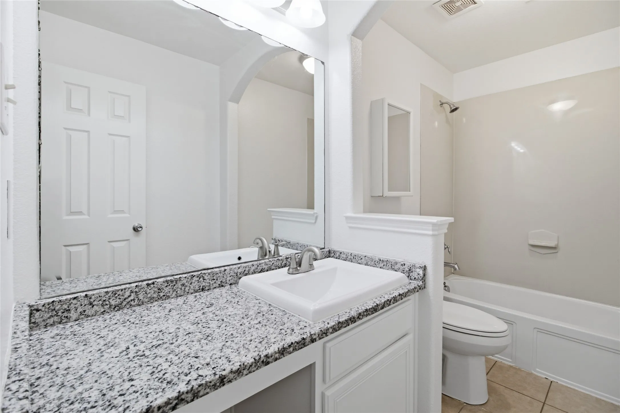 Single Family Residence For Sale in Kaufman County , 2030 Diamondback, Forney, Texas 75126, 4 Bedroom, 3 Bathroom, 2 Garage spaces, 2,432 Sqft, built in 2008, Price $379,000, mls#21363591, Real Estate Agent in Forney, Homes For Sale in Kaufman county, Homes For Sale in Forney, Realtor in Forney Texas, Real Estate Brokerage Independent Realty Texas, Luminita Cordes Realtor