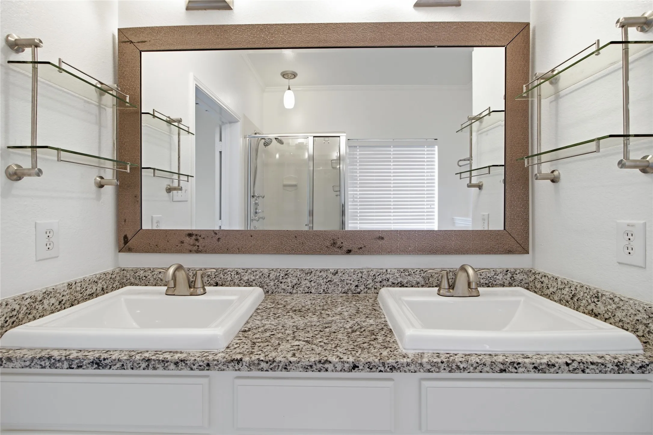 Single Family Residence For Sale in Kaufman County , 2030 Diamondback, Forney, Texas 75126, 4 Bedroom, 3 Bathroom, 2 Garage spaces, 2,432 Sqft, built in 2008, Price $379,000, mls#21363591, Real Estate Agent in Forney, Homes For Sale in Kaufman county, Homes For Sale in Forney, Realtor in Forney Texas, Real Estate Brokerage Independent Realty Texas, Luminita Cordes Realtor