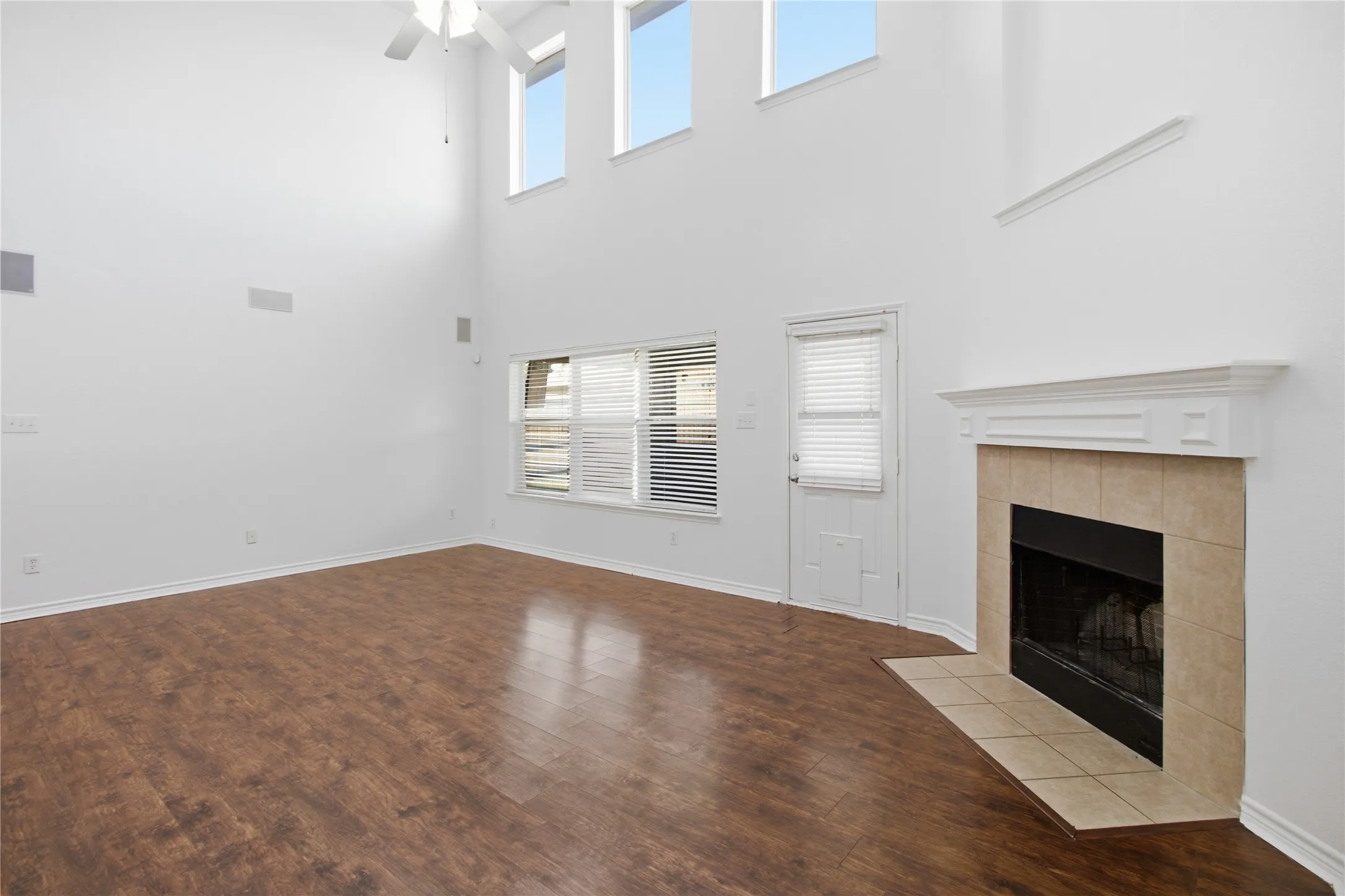 Single Family Residence For Sale in Kaufman County , 2030 Diamondback, Forney, Texas 75126, 4 Bedroom, 3 Bathroom, 2 Garage spaces, 2,432 Sqft, built in 2008, Price $379,000, mls#21363591, Real Estate Agent in Forney, Homes For Sale in Kaufman county, Homes For Sale in Forney, Realtor in Forney Texas, Real Estate Brokerage Independent Realty Texas, Luminita Cordes Realtor