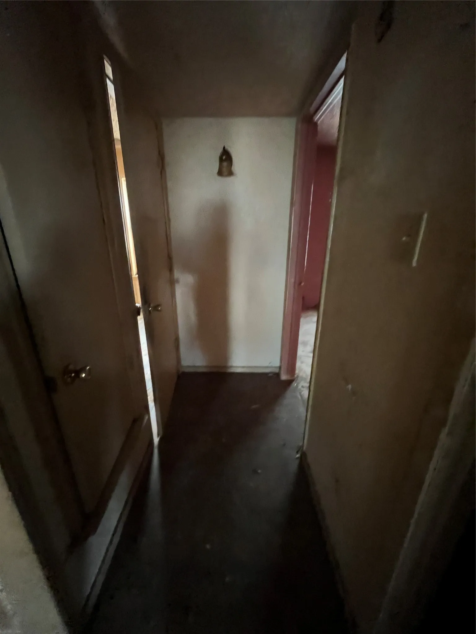 Single Family Residence For Sale in Kaufman County , 1201 Phillips Circle, Kaufman, Texas 75142, 3 Bedroom, 1 Bathroom, 1 Garage spaces, 1,038 Sqft, built in 1991, mls#21368528, Real Estate Agent in Kaufman, Homes For Sale in Kaufman county, Homes For Sale in Kaufman, Realtor in Kaufman Texas, Real Estate Brokerage Independent Realty Texas, Luminita Cordes Realtor