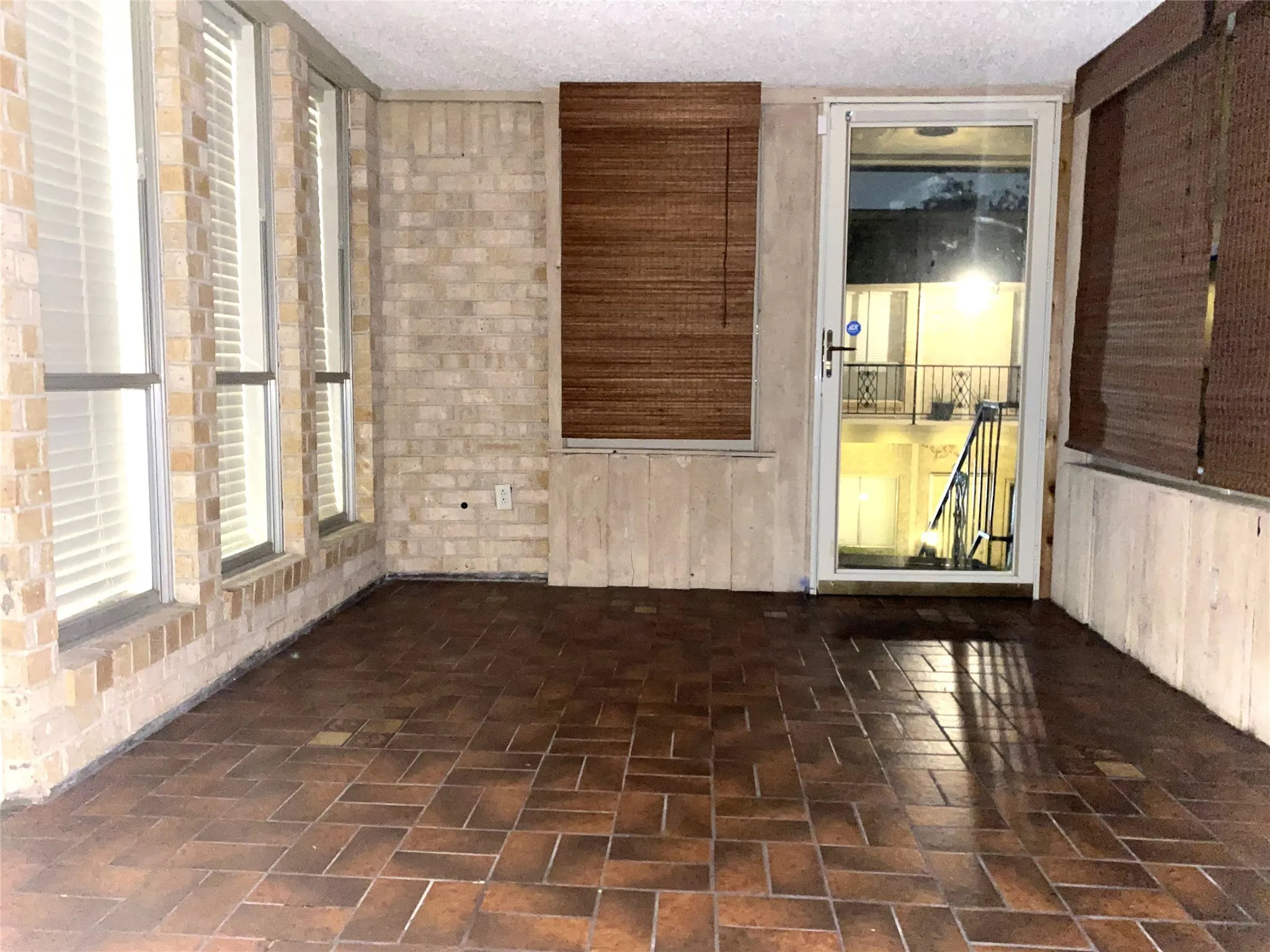 Enclosed Porch Air Conditioned, space not included in square Foortage of unit