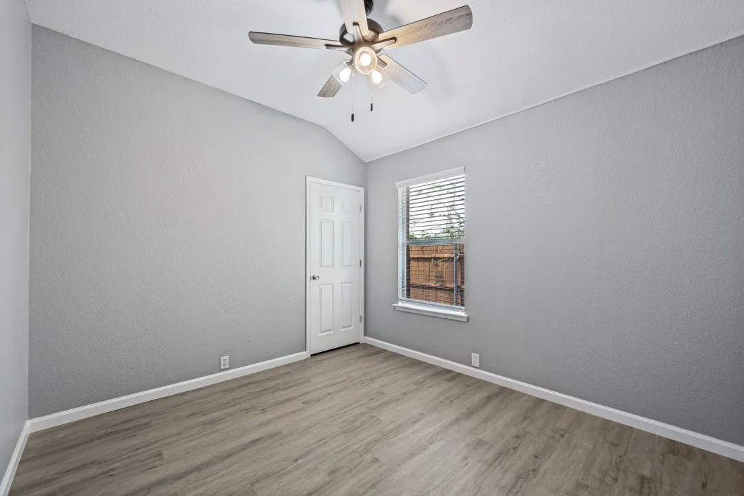 Single Family Residence For Sale in Tarrant County , 2509 Aiken Lane, Fort Worth, Texas 76123, 4 Bedroom, 2 Bathroom, 2 Garage spaces, 1,830 Sqft, built in 2003, mls#21368545, Real Estate Agent in Fort Worth, Homes For Sale in Tarrant county, Homes For Sale in Fort Worth, Realtor in Fort Worth Texas, Real Estate Brokerage Independent Realty Texas, Luminita Cordes Realtor