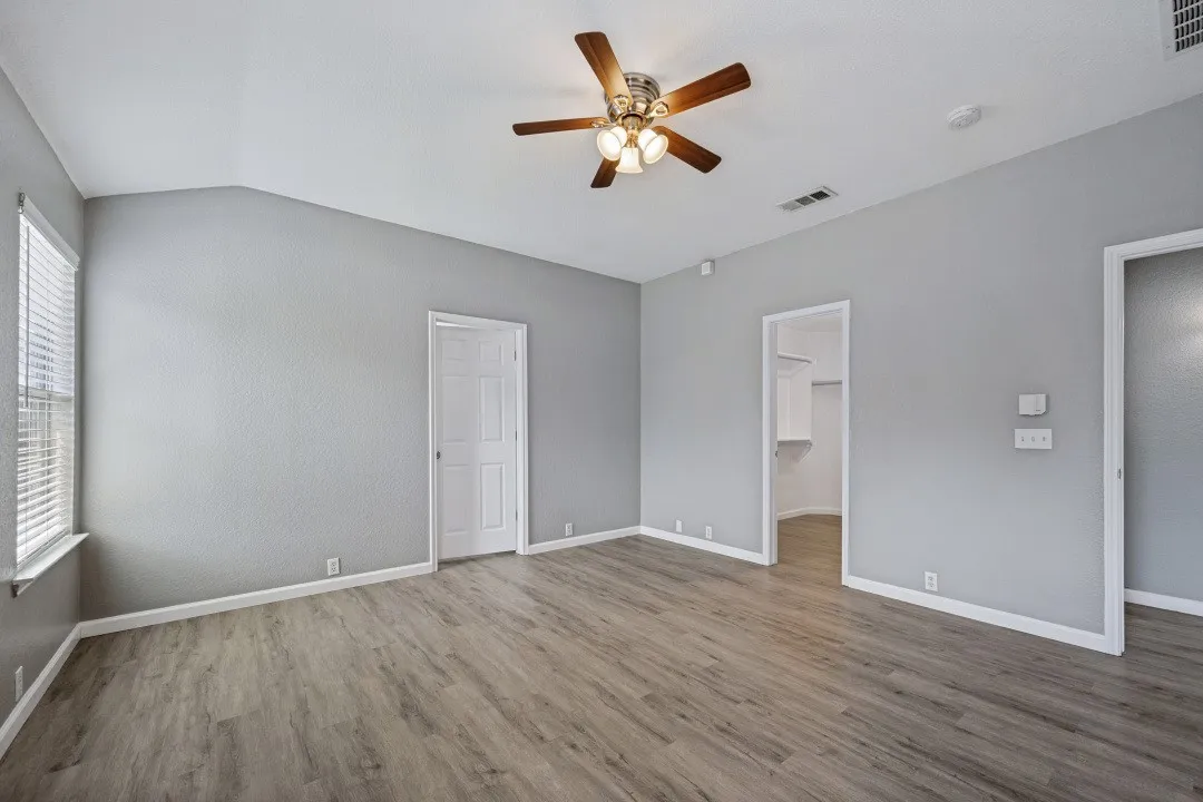 Single Family Residence For Sale in Tarrant County , 2509 Aiken Lane, Fort Worth, Texas 76123, 4 Bedroom, 2 Bathroom, 2 Garage spaces, 1,830 Sqft, built in 2003, mls#21368545, Real Estate Agent in Fort Worth, Homes For Sale in Tarrant county, Homes For Sale in Fort Worth, Realtor in Fort Worth Texas, Real Estate Brokerage Independent Realty Texas, Luminita Cordes Realtor