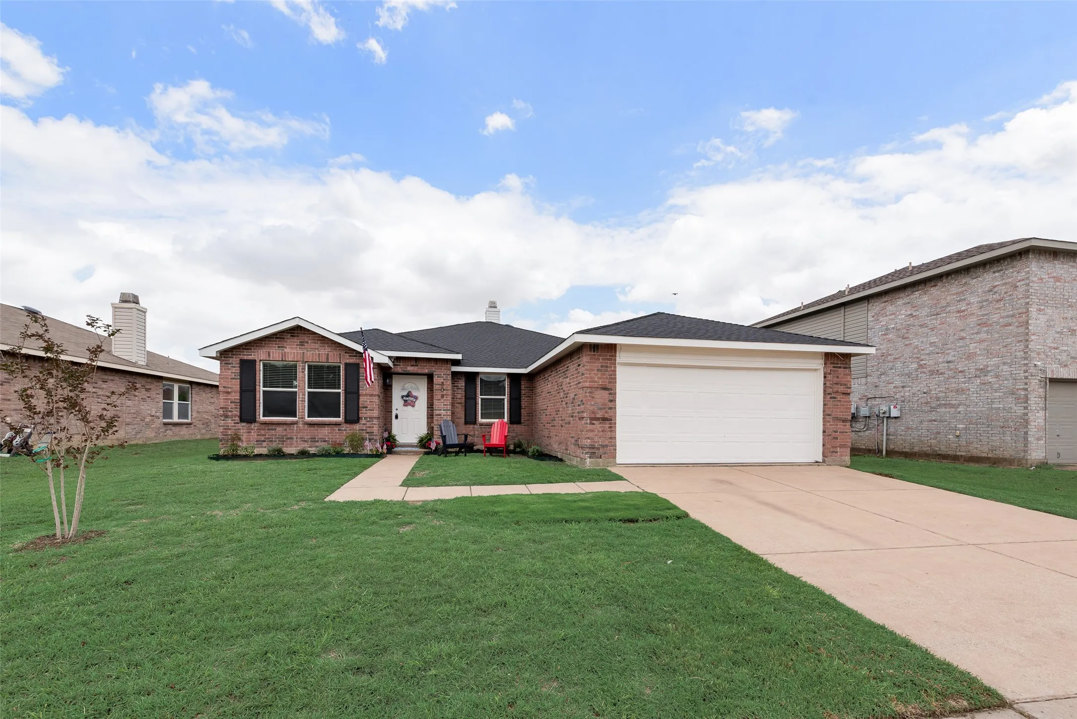 Single Family Residence For Sale in Tarrant County , 9037 Troy Drive, Fort Worth, Texas 76123, 4 Bedroom, 2 Bathroom, 2 Garage spaces, 2,266 Sqft, built in 2006, mls#21367960, Real Estate Agent in Fort Worth, Homes For Sale in Tarrant county, Homes For Sale in Fort Worth, Realtor in Fort Worth Texas, Real Estate Brokerage Independent Realty Texas, Luminita Cordes Realtor