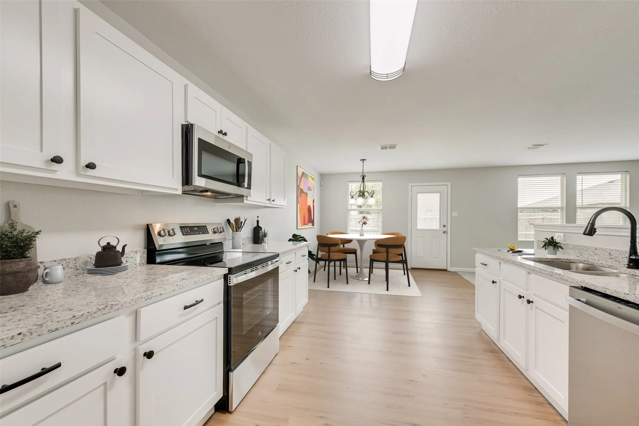 Single Family Residence For Sale in Tarrant County , 9037 Troy Drive, Fort Worth, Texas 76123, 4 Bedroom, 2 Bathroom, 2 Garage spaces, 2,266 Sqft, built in 2006, mls#21367960, Real Estate Agent in Fort Worth, Homes For Sale in Tarrant county, Homes For Sale in Fort Worth, Realtor in Fort Worth Texas, Real Estate Brokerage Independent Realty Texas, Luminita Cordes Realtor