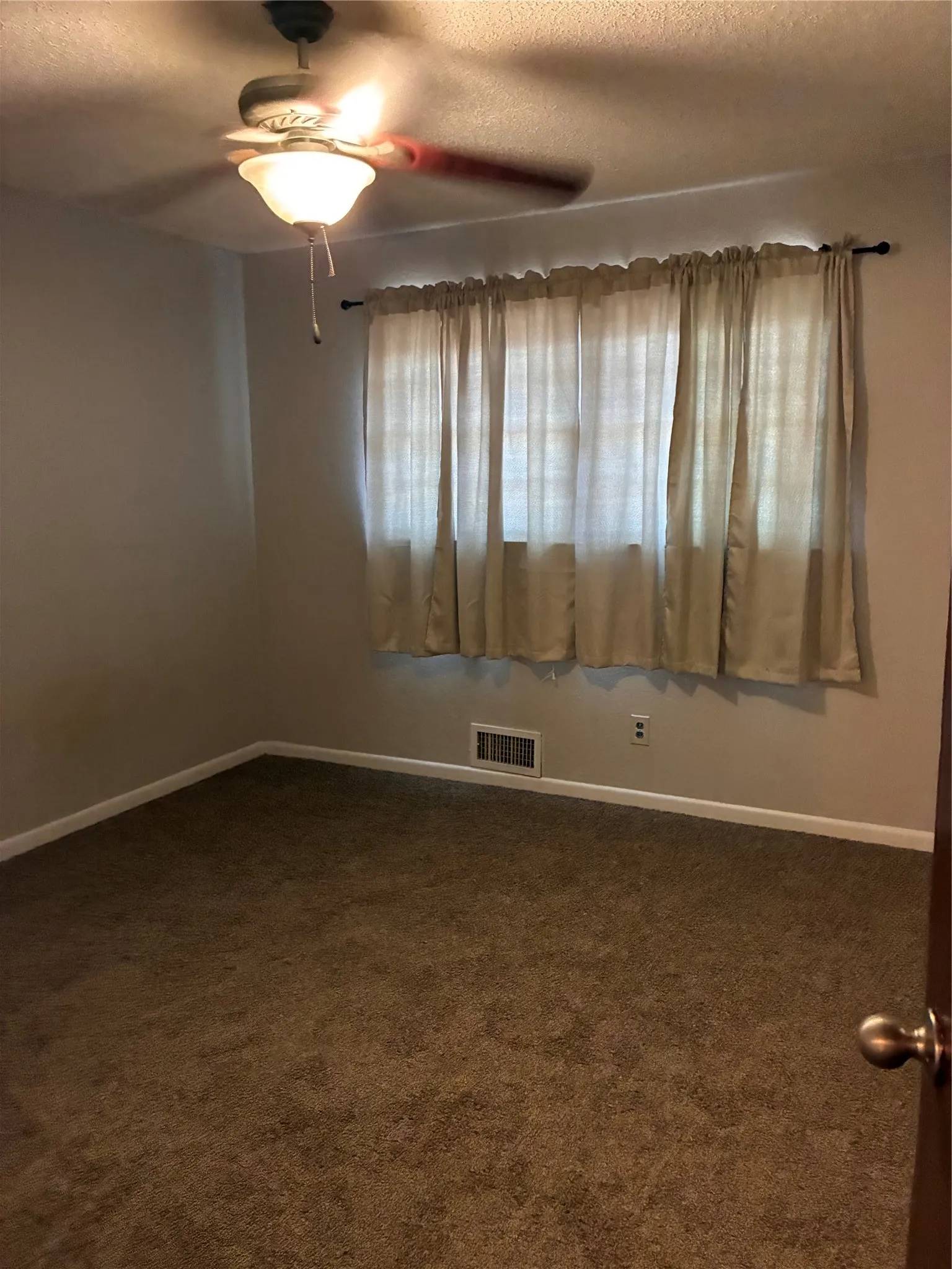 2nd bedoom