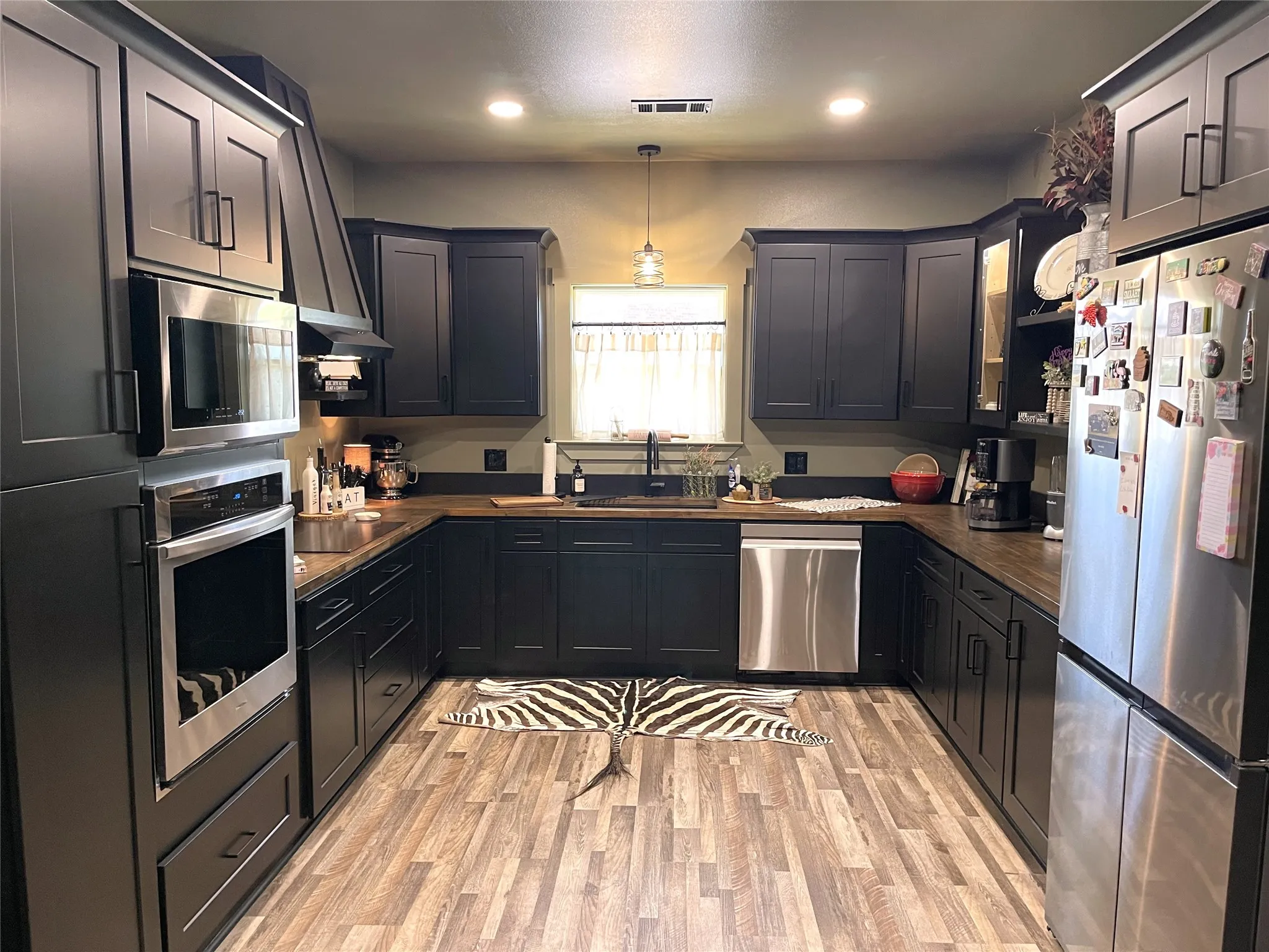 Single Family Residence For Sale in Limestone County , 201 Man-O-War, Groesbeck, Texas 76642, 1 Bedroom, 2 Bathroom, 1 Garage spaces, 1,200 Sqft, built in 2026, mls#21367260, Real Estate Agent in Groesbeck, Homes For Sale in Limestone county, Homes For Sale in Groesbeck, Realtor in Groesbeck Texas, Real Estate Brokerage Independent Realty Texas, Luminita Cordes Realtor