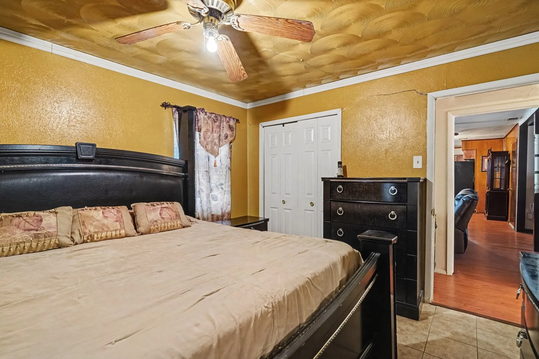 Single Family Residence For Sale in Dallas County , 6620 Atha Drive, Dallas, Texas 75217, 3 Bedroom, 2 Bathroom, 1 Garage spaces, 1,197 Sqft, built in 1963, mls#21363890, Real Estate Agent in Dallas, Homes For Sale in Dallas county, Homes For Sale in Dallas, Realtor in Dallas Texas, Real Estate Brokerage Independent Realty Texas, Luminita Cordes Realtor