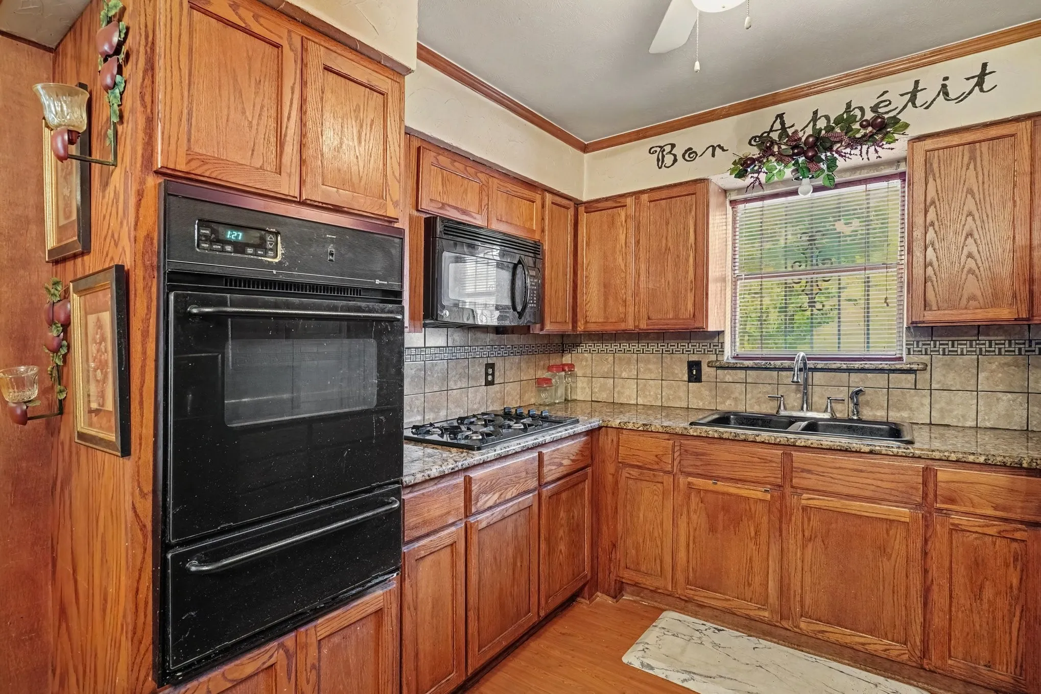 Single Family Residence For Sale in Dallas County , 6620 Atha Drive, Dallas, Texas 75217, 3 Bedroom, 2 Bathroom, 1 Garage spaces, 1,197 Sqft, built in 1963, mls#21363890, Real Estate Agent in Dallas, Homes For Sale in Dallas county, Homes For Sale in Dallas, Realtor in Dallas Texas, Real Estate Brokerage Independent Realty Texas, Luminita Cordes Realtor