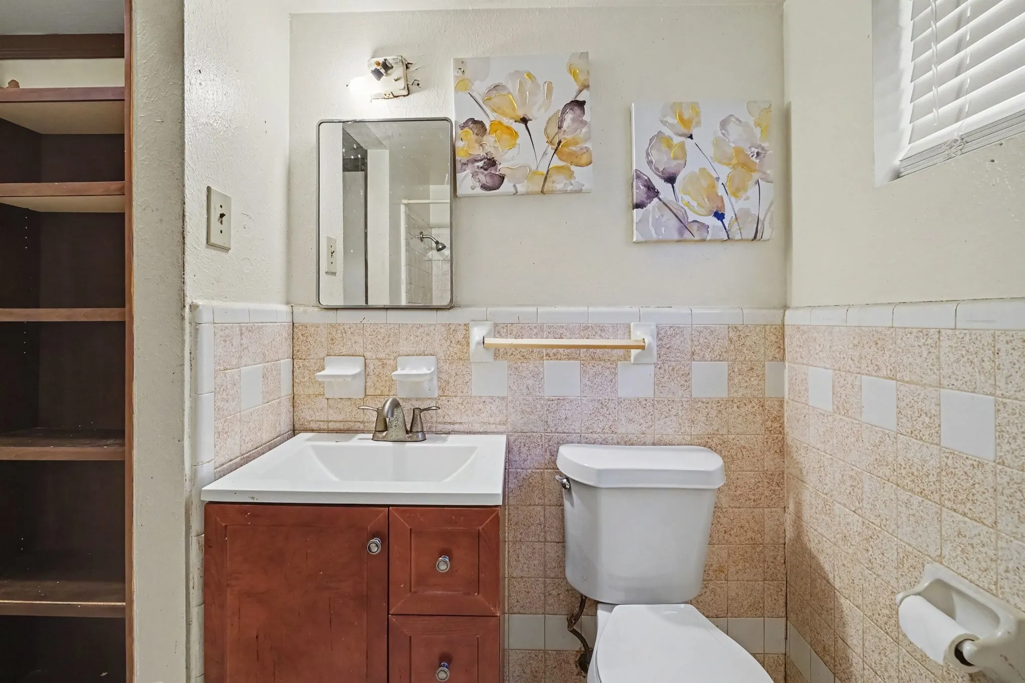 Single Family Residence For Sale in Dallas County , 6620 Atha Drive, Dallas, Texas 75217, 3 Bedroom, 2 Bathroom, 1 Garage spaces, 1,197 Sqft, built in 1963, mls#21363890, Real Estate Agent in Dallas, Homes For Sale in Dallas county, Homes For Sale in Dallas, Realtor in Dallas Texas, Real Estate Brokerage Independent Realty Texas, Luminita Cordes Realtor