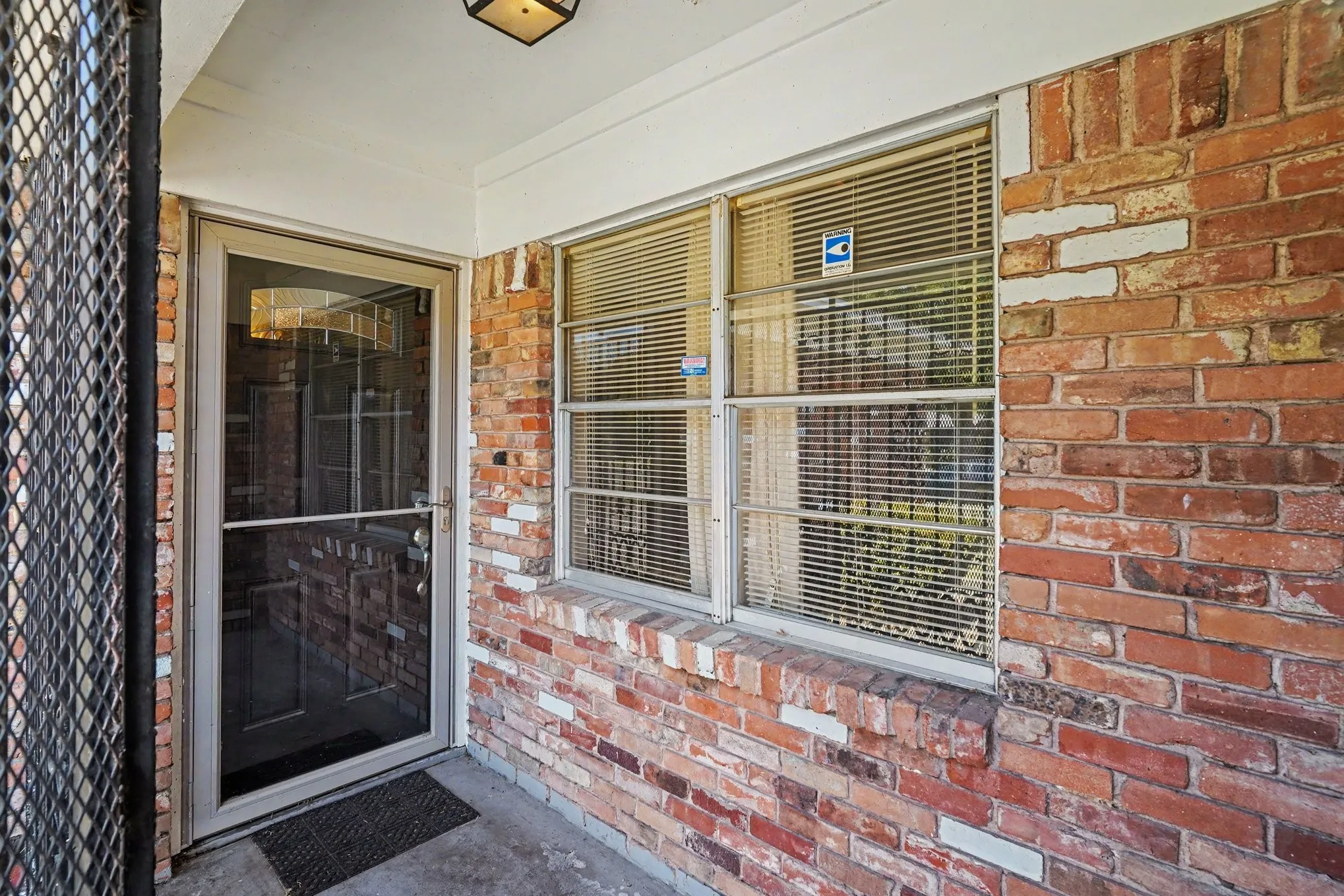 Single Family Residence For Sale in Dallas County , 6620 Atha Drive, Dallas, Texas 75217, 3 Bedroom, 2 Bathroom, 1 Garage spaces, 1,197 Sqft, built in 1963, mls#21363890, Real Estate Agent in Dallas, Homes For Sale in Dallas county, Homes For Sale in Dallas, Realtor in Dallas Texas, Real Estate Brokerage Independent Realty Texas, Luminita Cordes Realtor