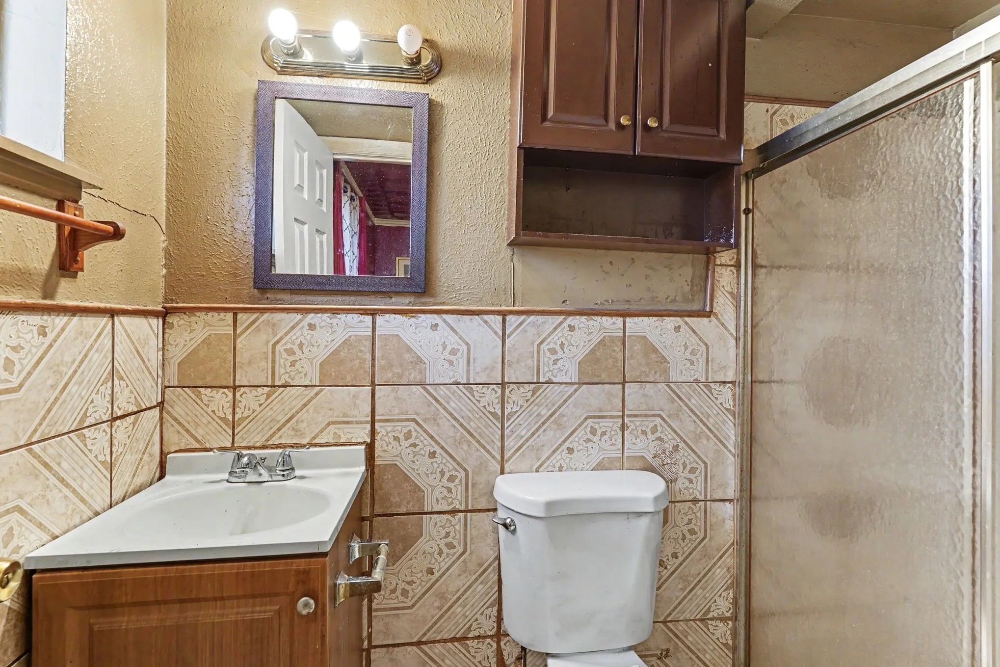 Single Family Residence For Sale in Dallas County , 6620 Atha Drive, Dallas, Texas 75217, 3 Bedroom, 2 Bathroom, 1 Garage spaces, 1,197 Sqft, built in 1963, mls#21363890, Real Estate Agent in Dallas, Homes For Sale in Dallas county, Homes For Sale in Dallas, Realtor in Dallas Texas, Real Estate Brokerage Independent Realty Texas, Luminita Cordes Realtor