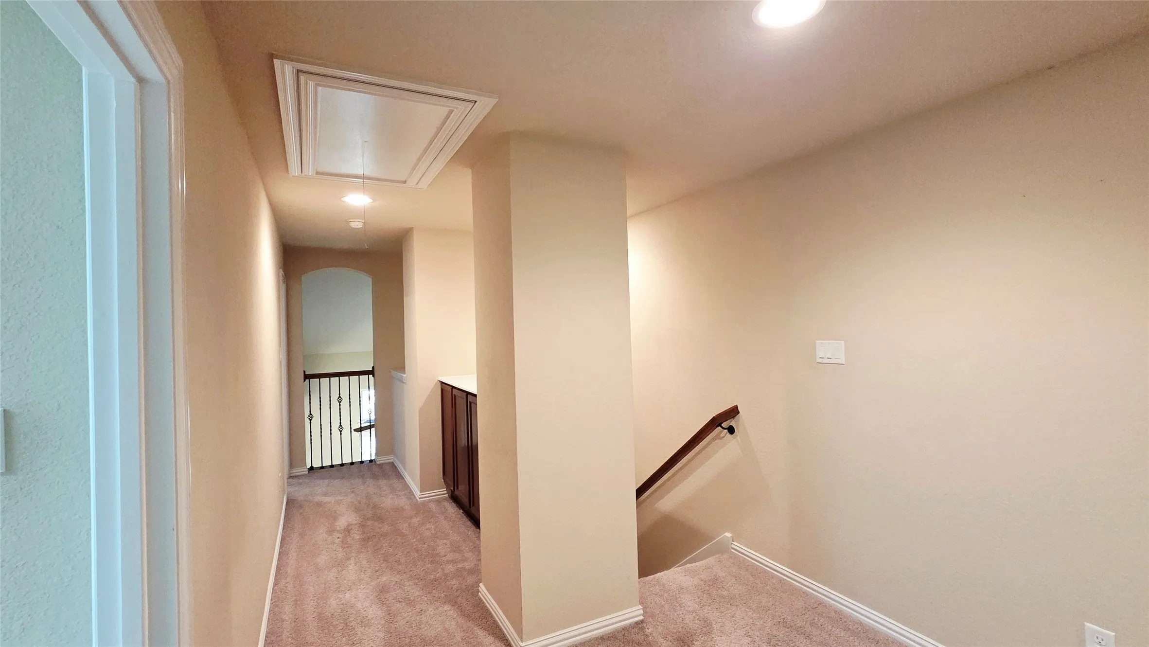 Single Family Residence For Rent in Denton County , 4364 Peregrine Way, Carrollton, Texas 75010, 3 Bedroom, 3 Bathroom, 2 Garage spaces, 1,894 Sqft, built in 2009, mls#21367568, Real Estate Agent in Carrollton, Homes For Rent in Denton county, Homes For Rent in Carrollton, Realtor in Carrollton Texas, Real Estate Brokerage Independent Realty Texas, Luminita Cordes Realtor