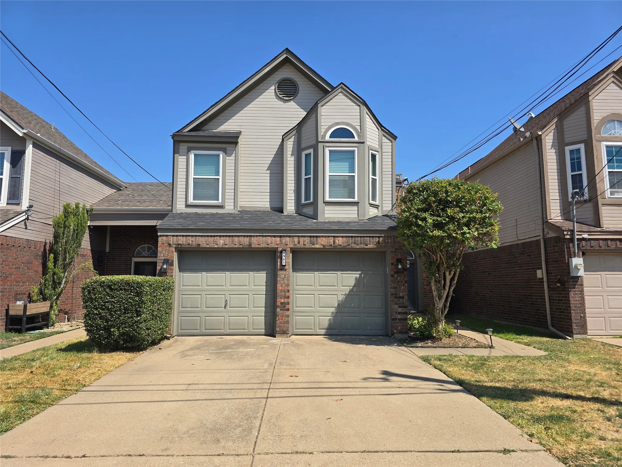 Single Family Residence For Rent in Dallas County , 2961 N Bend Drive, Dallas, Texas 75229, 3 Bedroom, 3 Bathroom, 2 Garage spaces, 1,514 Sqft, built in 1987, mls#21368558, Real Estate Agent in Dallas, Homes For Rent in Dallas county, Homes For Rent in Dallas, Realtor in Dallas Texas, Real Estate Brokerage Independent Realty Texas, Luminita Cordes Realtor