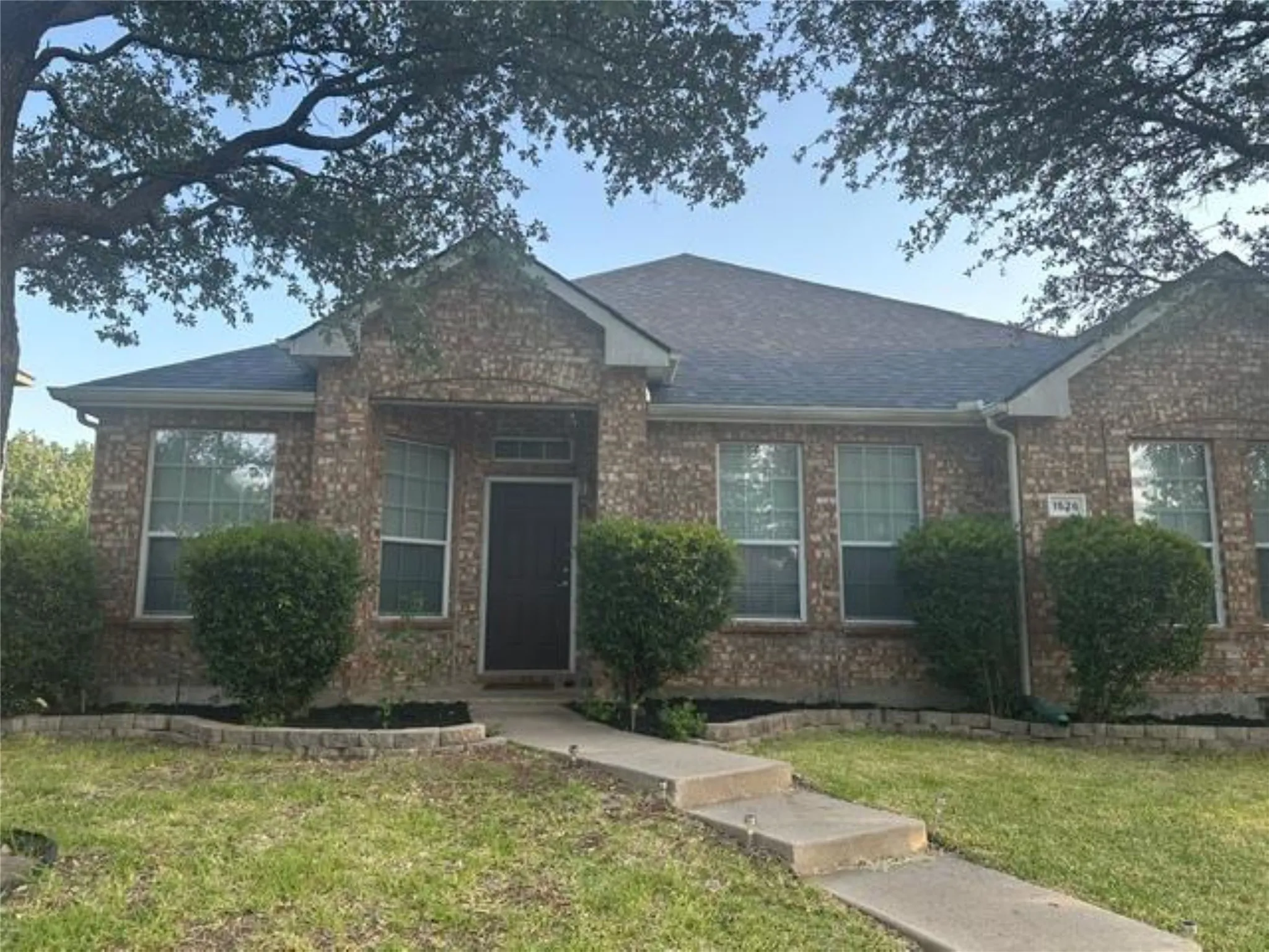 Single Family Residence For Rent in Collin County , 1526 Creek Springs Drive, Allen, Texas 75002, 3 Bedroom, 2 Bathroom, 2 Garage spaces, 1,984 Sqft, built in 2002, mls#21368538, Real Estate Agent in Allen, Homes For Rent in Collin county, Homes For Rent in Allen, Realtor in Allen Texas, Real Estate Brokerage Independent Realty Texas, Luminita Cordes Realtor