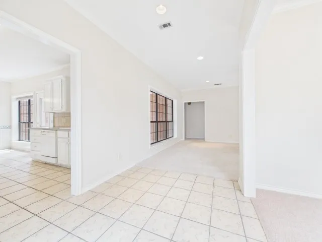 Single Family Residence For Sale in Henderson County , 806 Torribrooke Lane, Athens, Texas 75751, 2 Bedroom, 3 Bathroom, 2 Garage spaces, 1,716 Sqft, built in 1999, mls#21368026, Real Estate Agent in Athens, Homes For Sale in Henderson county, Homes For Sale in Athens, Realtor in Athens Texas, Real Estate Brokerage Independent Realty Texas, Luminita Cordes Realtor