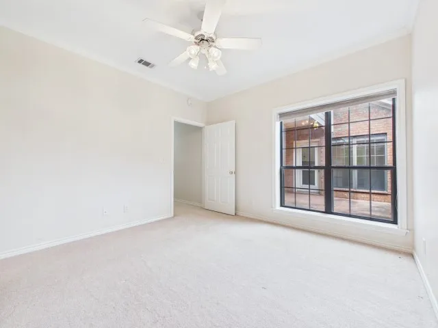 Single Family Residence For Sale in Henderson County , 806 Torribrooke Lane, Athens, Texas 75751, 2 Bedroom, 3 Bathroom, 2 Garage spaces, 1,716 Sqft, built in 1999, mls#21368026, Real Estate Agent in Athens, Homes For Sale in Henderson county, Homes For Sale in Athens, Realtor in Athens Texas, Real Estate Brokerage Independent Realty Texas, Luminita Cordes Realtor