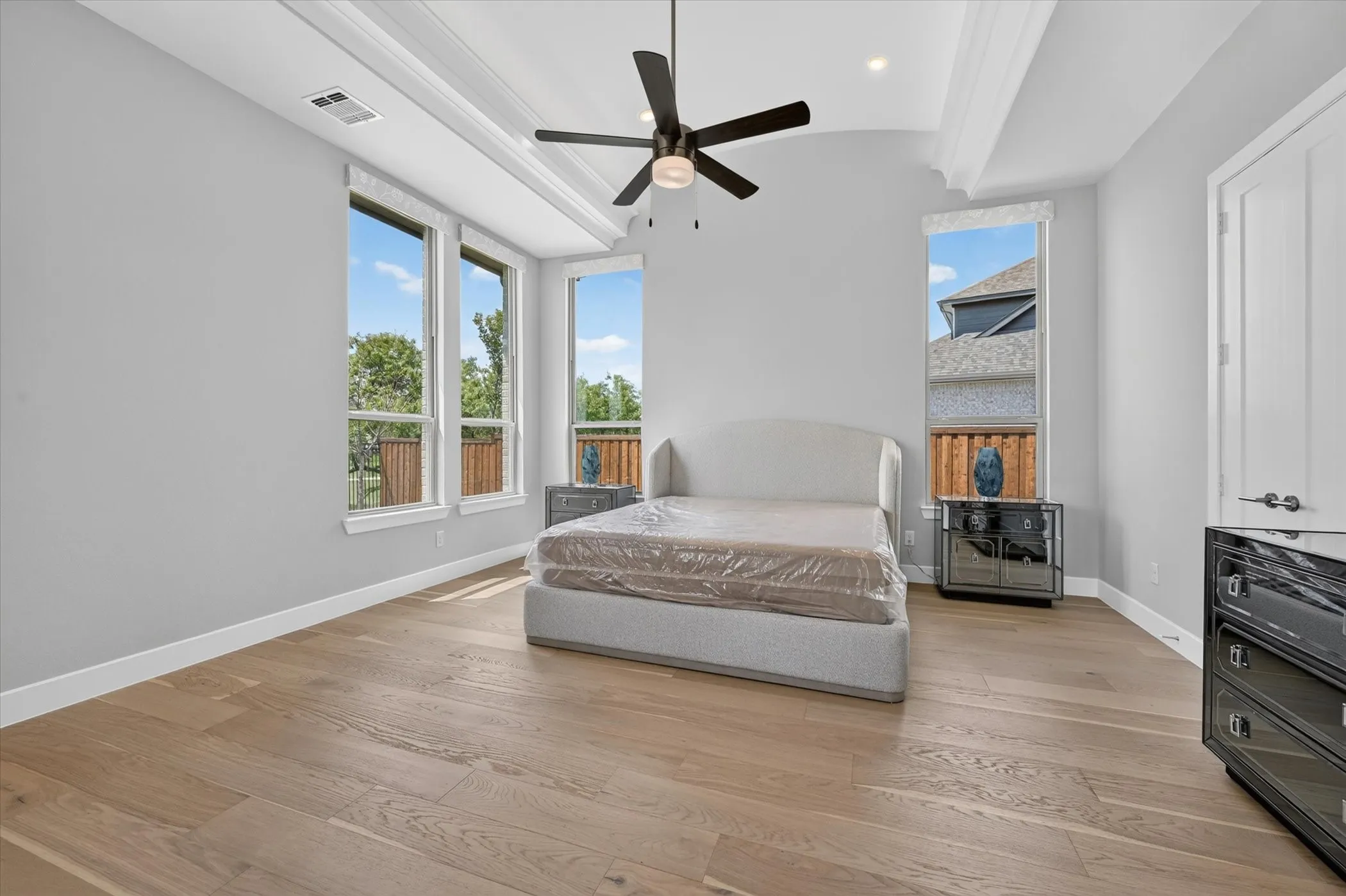 Single Family Residence For Rent in Collin County , 321 Pecan Trail, Plano, Texas 75078, 5 Bedroom, 6 Bathroom, 3 Garage spaces, 4,635 Sqft, built in 2025, mls#21367729, Real Estate Agent in Plano, Homes For Rent in Collin county, Homes For Rent in Plano, Realtor in Plano Texas, Real Estate Brokerage Independent Realty Texas, Luminita Cordes Realtor