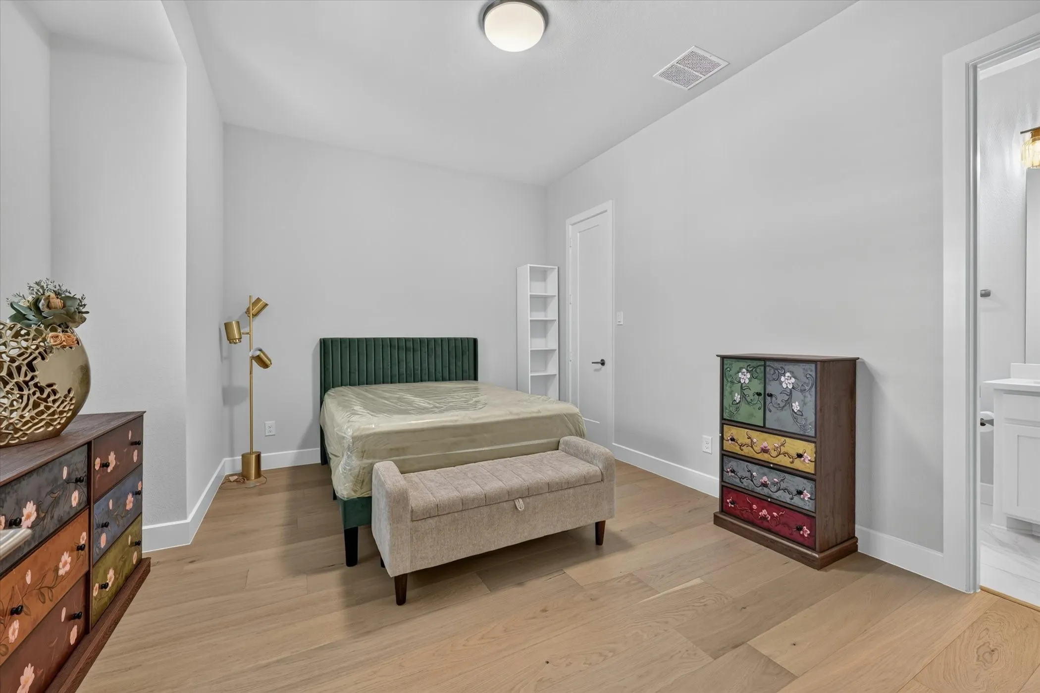 Single Family Residence For Rent in Collin County , 321 Pecan Trail, Plano, Texas 75078, 5 Bedroom, 6 Bathroom, 3 Garage spaces, 4,635 Sqft, built in 2025, mls#21367729, Real Estate Agent in Plano, Homes For Rent in Collin county, Homes For Rent in Plano, Realtor in Plano Texas, Real Estate Brokerage Independent Realty Texas, Luminita Cordes Realtor