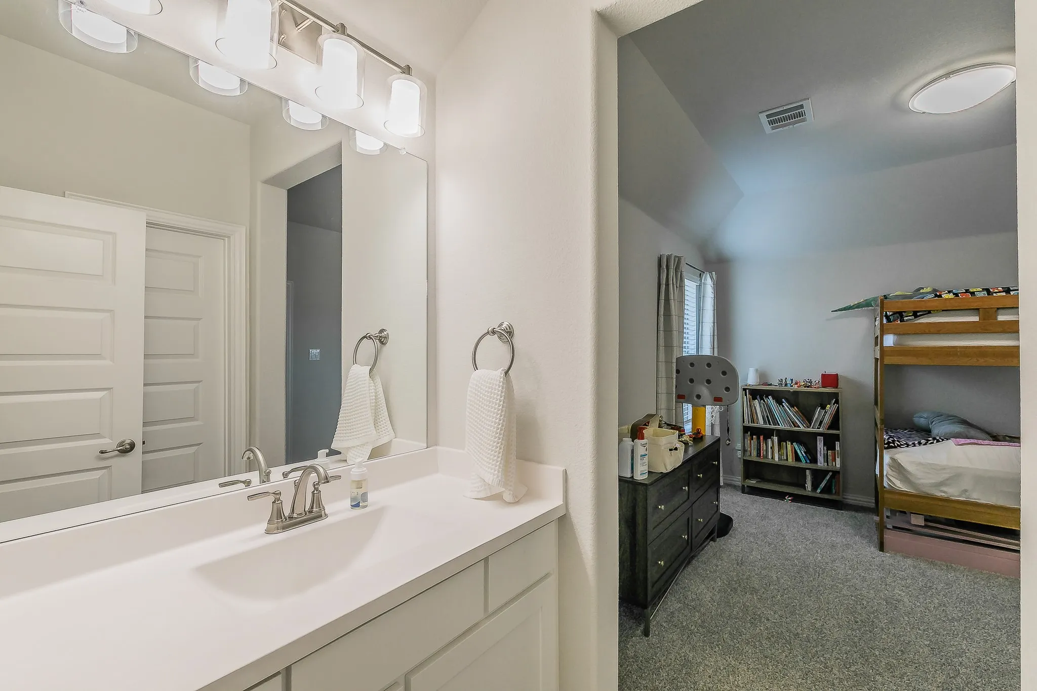Single Family Residence For Sale in Johnson County , 2622 Melrose Drive, Mansfield, Texas 76084, 4 Bedroom, 3 Bathroom, 2 Garage spaces, 2,801 Sqft, built in 2024, mls#21368365, Real Estate Agent in Mansfield, Homes For Sale in Johnson county, Homes For Sale in Mansfield, Realtor in Mansfield Texas, Real Estate Brokerage Independent Realty Texas, Luminita Cordes Realtor
