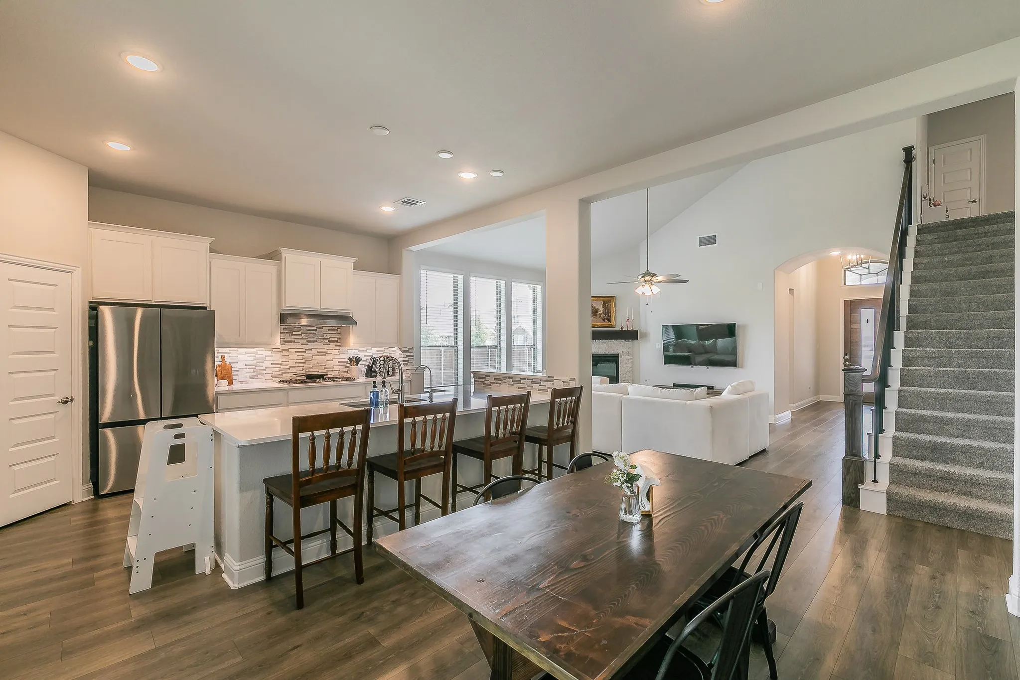 Single Family Residence For Sale in Johnson County , 2622 Melrose Drive, Mansfield, Texas 76084, 4 Bedroom, 3 Bathroom, 2 Garage spaces, 2,801 Sqft, built in 2024, mls#21368365, Real Estate Agent in Mansfield, Homes For Sale in Johnson county, Homes For Sale in Mansfield, Realtor in Mansfield Texas, Real Estate Brokerage Independent Realty Texas, Luminita Cordes Realtor