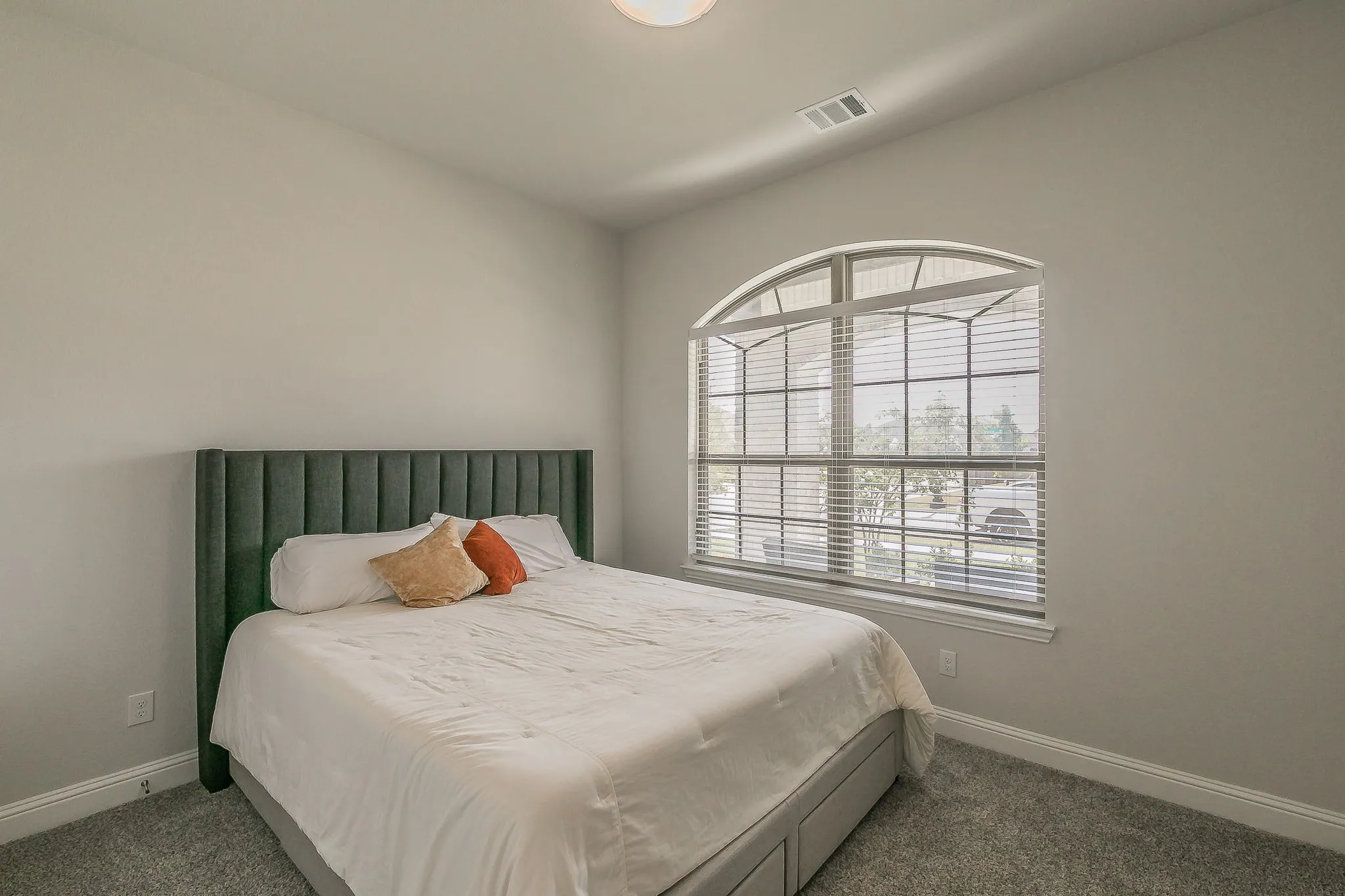 Single Family Residence For Sale in Johnson County , 2622 Melrose Drive, Mansfield, Texas 76084, 4 Bedroom, 3 Bathroom, 2 Garage spaces, 2,801 Sqft, built in 2024, mls#21368365, Real Estate Agent in Mansfield, Homes For Sale in Johnson county, Homes For Sale in Mansfield, Realtor in Mansfield Texas, Real Estate Brokerage Independent Realty Texas, Luminita Cordes Realtor