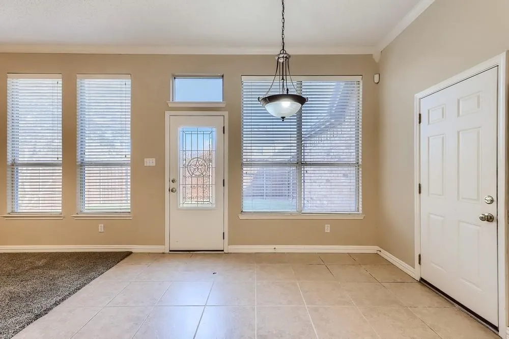 Single Family Residence For Rent in Collin County , 9028 Enchanted Ridge Drive, Plano, Texas 75025, 4 Bedroom, 2 Bathroom, 2 Garage spaces, 2,283 Sqft, built in 1999, mls#21365939, Real Estate Agent in Plano, Homes For Rent in Collin county, Homes For Rent in Plano, Realtor in Plano Texas, Real Estate Brokerage Independent Realty Texas, Luminita Cordes Realtor