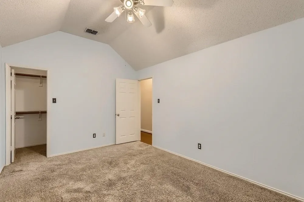 Single Family Residence For Rent in Collin County , 9028 Enchanted Ridge Drive, Plano, Texas 75025, 4 Bedroom, 2 Bathroom, 2 Garage spaces, 2,283 Sqft, built in 1999, mls#21365939, Real Estate Agent in Plano, Homes For Rent in Collin county, Homes For Rent in Plano, Realtor in Plano Texas, Real Estate Brokerage Independent Realty Texas, Luminita Cordes Realtor