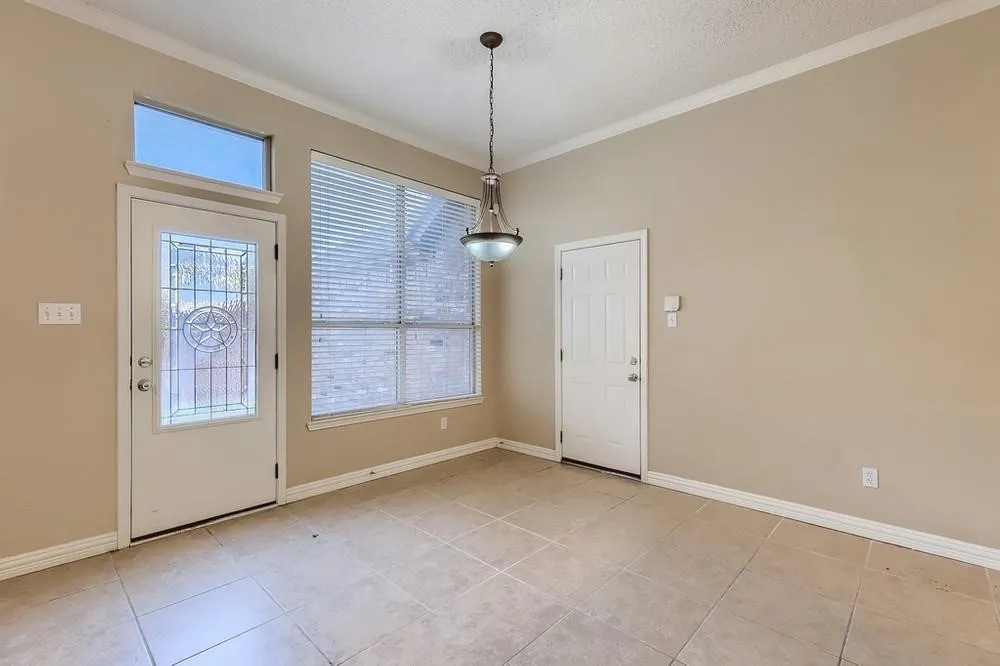 Single Family Residence For Rent in Collin County , 9028 Enchanted Ridge Drive, Plano, Texas 75025, 4 Bedroom, 2 Bathroom, 2 Garage spaces, 2,283 Sqft, built in 1999, mls#21365939, Real Estate Agent in Plano, Homes For Rent in Collin county, Homes For Rent in Plano, Realtor in Plano Texas, Real Estate Brokerage Independent Realty Texas, Luminita Cordes Realtor