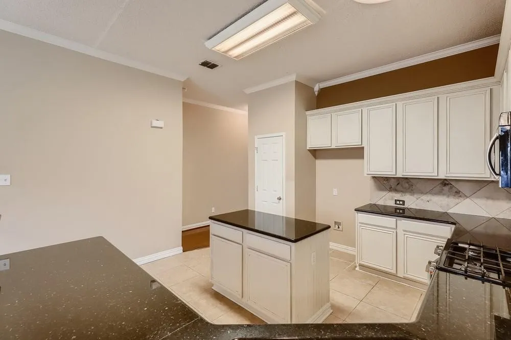 Single Family Residence For Rent in Collin County , 9028 Enchanted Ridge Drive, Plano, Texas 75025, 4 Bedroom, 2 Bathroom, 2 Garage spaces, 2,283 Sqft, built in 1999, mls#21365939, Real Estate Agent in Plano, Homes For Rent in Collin county, Homes For Rent in Plano, Realtor in Plano Texas, Real Estate Brokerage Independent Realty Texas, Luminita Cordes Realtor