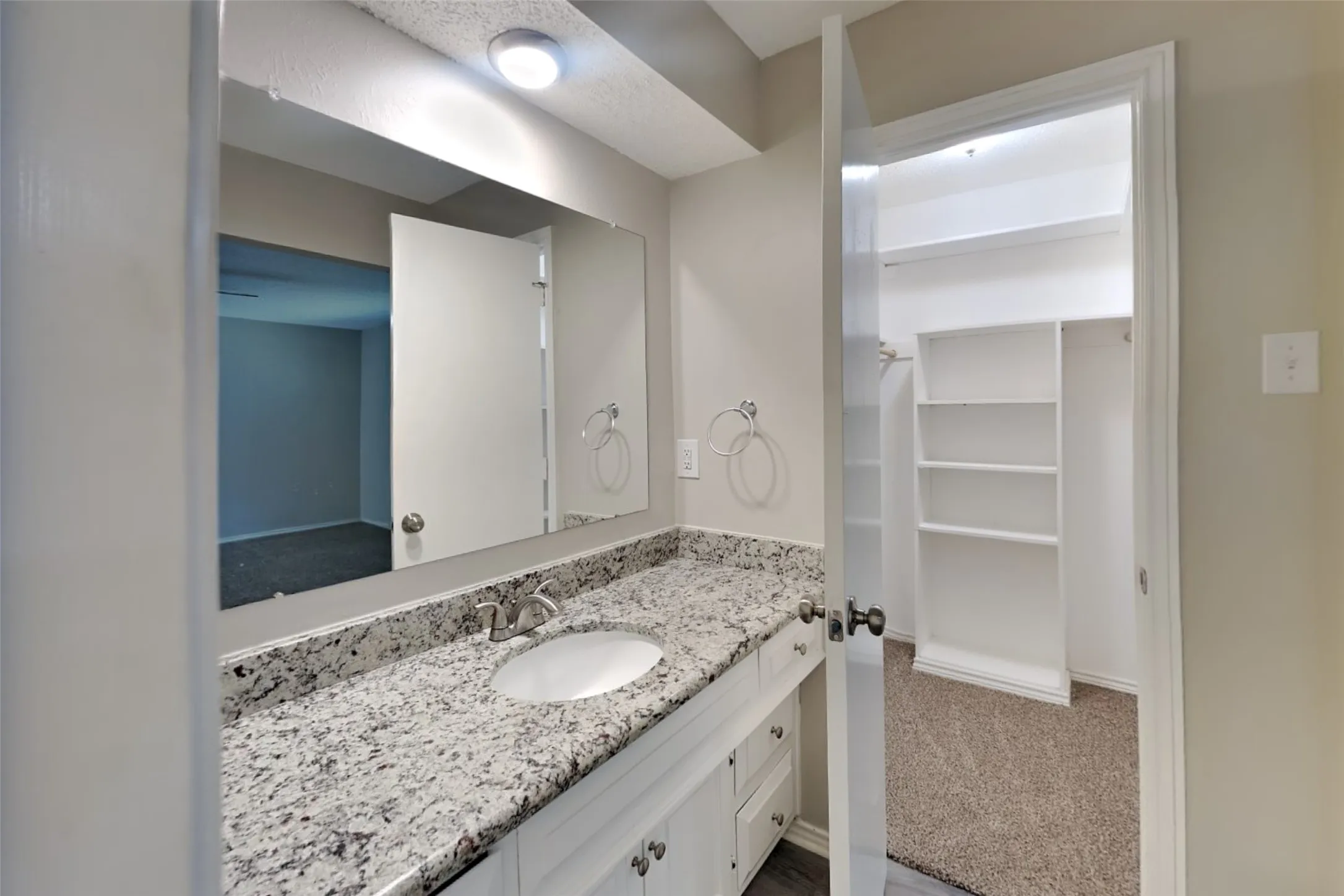 Single Family Residence For Rent in Collin County , 3016 Dartmouth Drive, Plano, Texas 75075, 4 Bedroom, 2 Bathroom, 2 Garage spaces, 2,158 Sqft, built in 1975, mls#21368600, Real Estate Agent in Plano, Homes For Rent in Collin county, Homes For Rent in Plano, Realtor in Plano Texas, Real Estate Brokerage Independent Realty Texas, Luminita Cordes Realtor