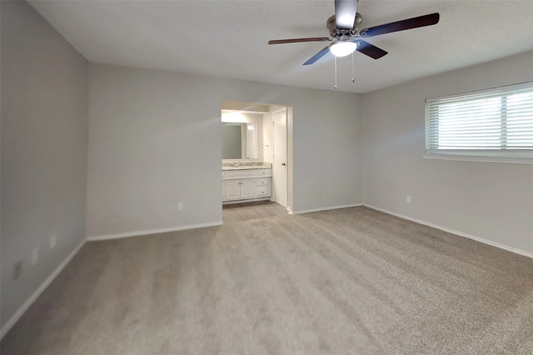 Single Family Residence For Rent in Collin County , 3016 Dartmouth Drive, Plano, Texas 75075, 4 Bedroom, 2 Bathroom, 2 Garage spaces, 2,158 Sqft, built in 1975, mls#21368600, Real Estate Agent in Plano, Homes For Rent in Collin county, Homes For Rent in Plano, Realtor in Plano Texas, Real Estate Brokerage Independent Realty Texas, Luminita Cordes Realtor