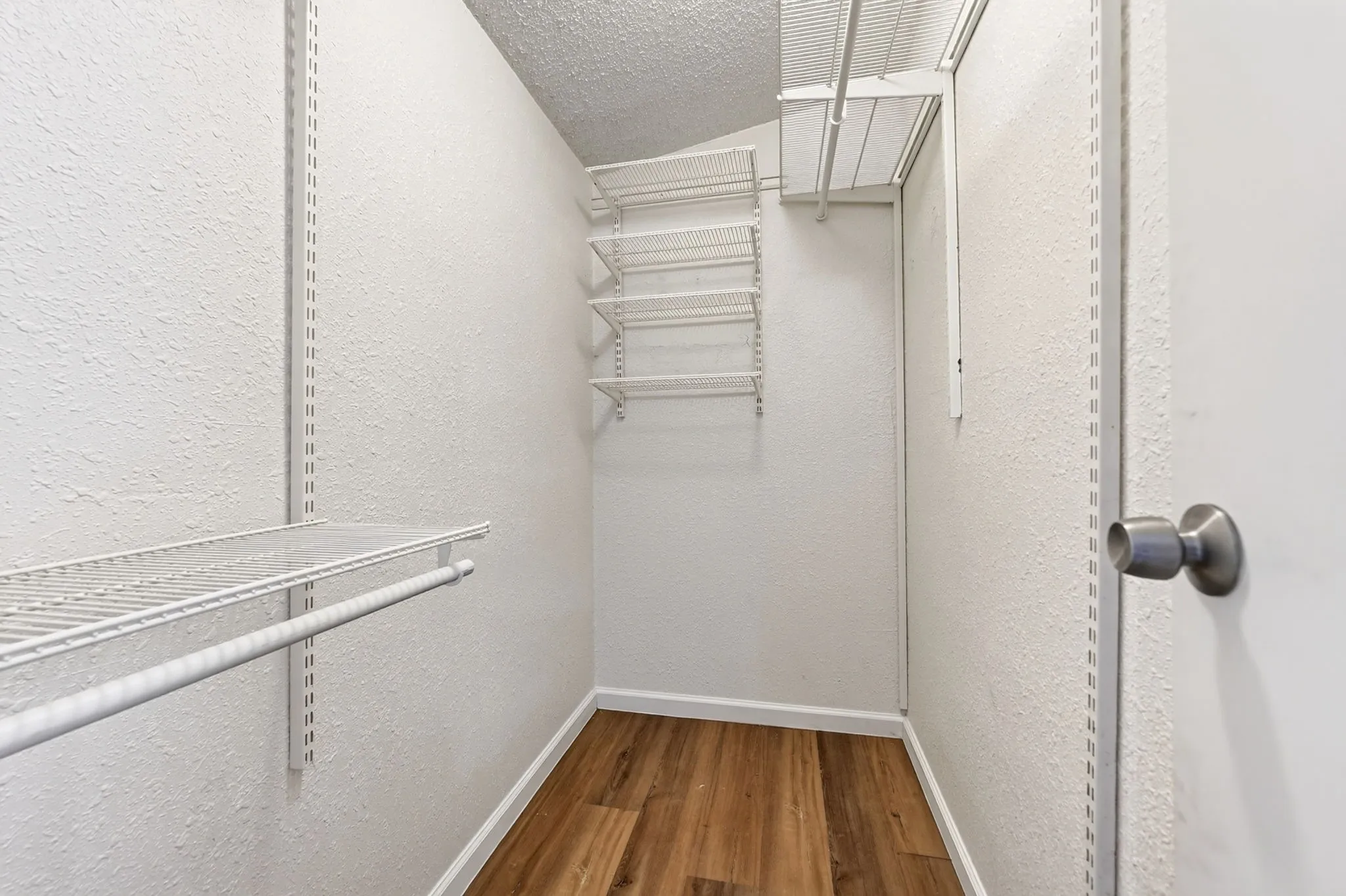 Single Family Residence For Sale in Rockwall County , 9661 S Fm 548, Royse City, Texas 75189, 2 Bedroom, 2 Bathroom, 4 Garage spaces, 1,431 Sqft, built in 1983, mls#21368606, Real Estate Agent in Royse City, Homes For Sale in Rockwall county, Homes For Sale in Royse City, Realtor in Royse City Texas, Real Estate Brokerage Independent Realty Texas, Luminita Cordes Realtor