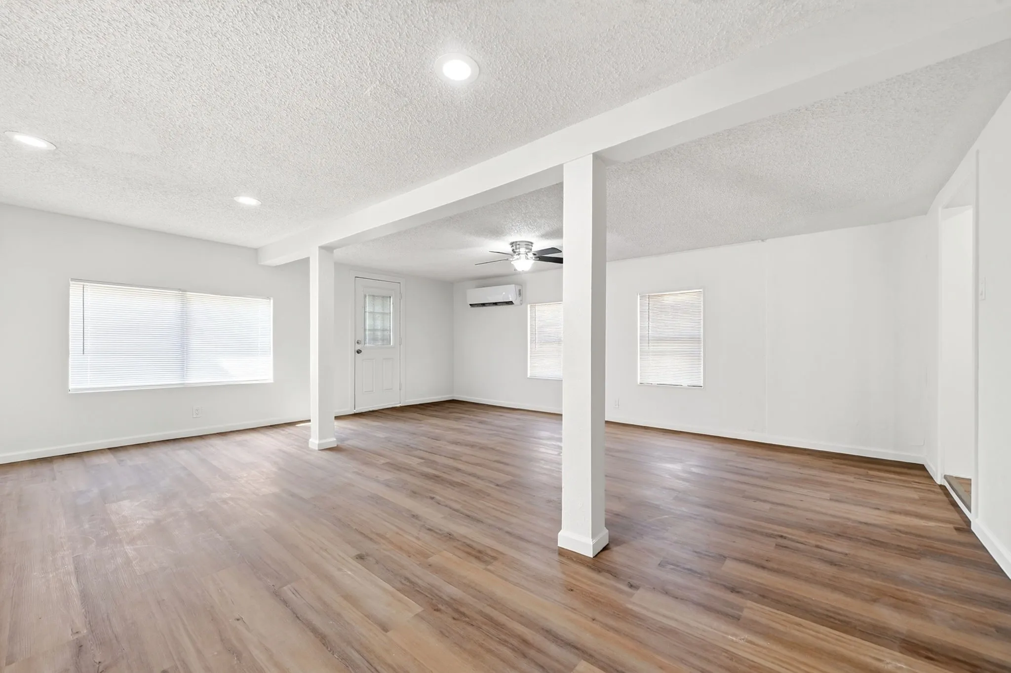 Single Family Residence For Sale in Rockwall County , 9661 S Fm 548, Royse City, Texas 75189, 2 Bedroom, 2 Bathroom, 4 Garage spaces, 1,431 Sqft, built in 1983, mls#21368606, Real Estate Agent in Royse City, Homes For Sale in Rockwall county, Homes For Sale in Royse City, Realtor in Royse City Texas, Real Estate Brokerage Independent Realty Texas, Luminita Cordes Realtor