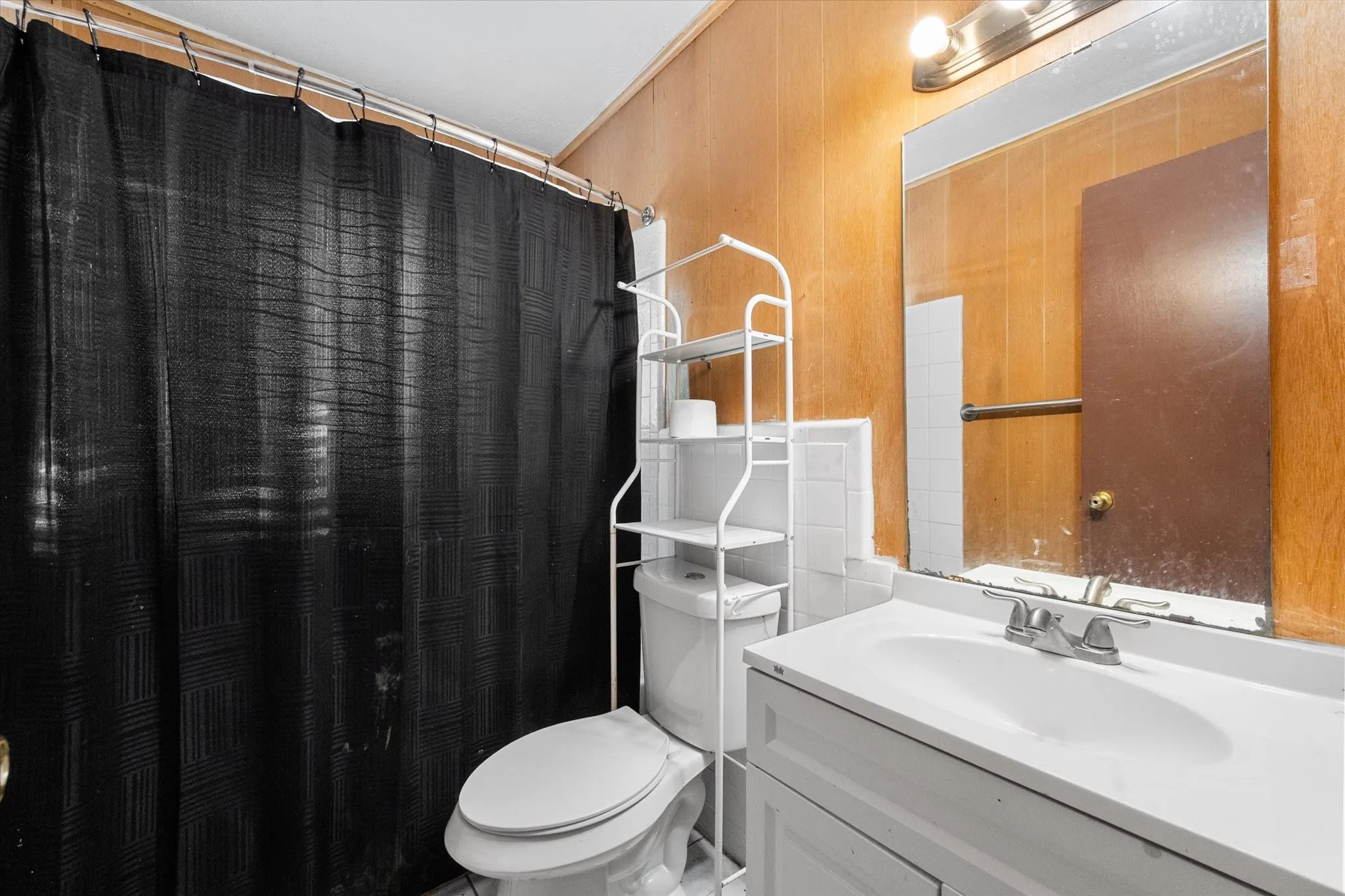 Single Family Residence For Sale in Navarro County , 1204 E 13th Avenue, Corsicana, Texas 75110, 3 Bedroom, 1 Bathroom, Garage spaces, 1,269 Sqft, built in 1970, mls#21365579, Real Estate Agent in Corsicana, Homes For Sale in Navarro county, Homes For Sale in Corsicana, Realtor in Corsicana Texas, Real Estate Brokerage Independent Realty Texas, Luminita Cordes Realtor