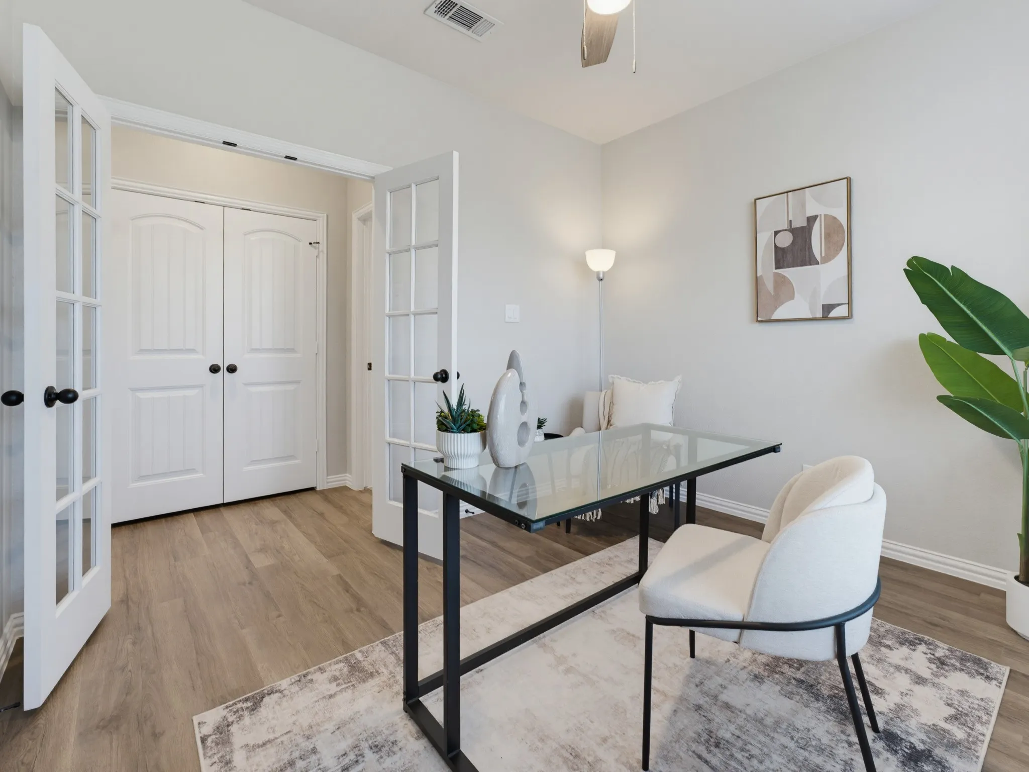 Single Family Residence For Sale in Tarrant County , 14212 Borealis Drive, Haslet, Texas 76052, 4 Bedroom, 4 Bathroom, 2 Garage spaces, 2,856 Sqft, built in 2021, mls#21368607, Real Estate Agent in Haslet, Homes For Sale in Tarrant county, Homes For Sale in Haslet, Realtor in Haslet Texas, Real Estate Brokerage Independent Realty Texas, Luminita Cordes Realtor
