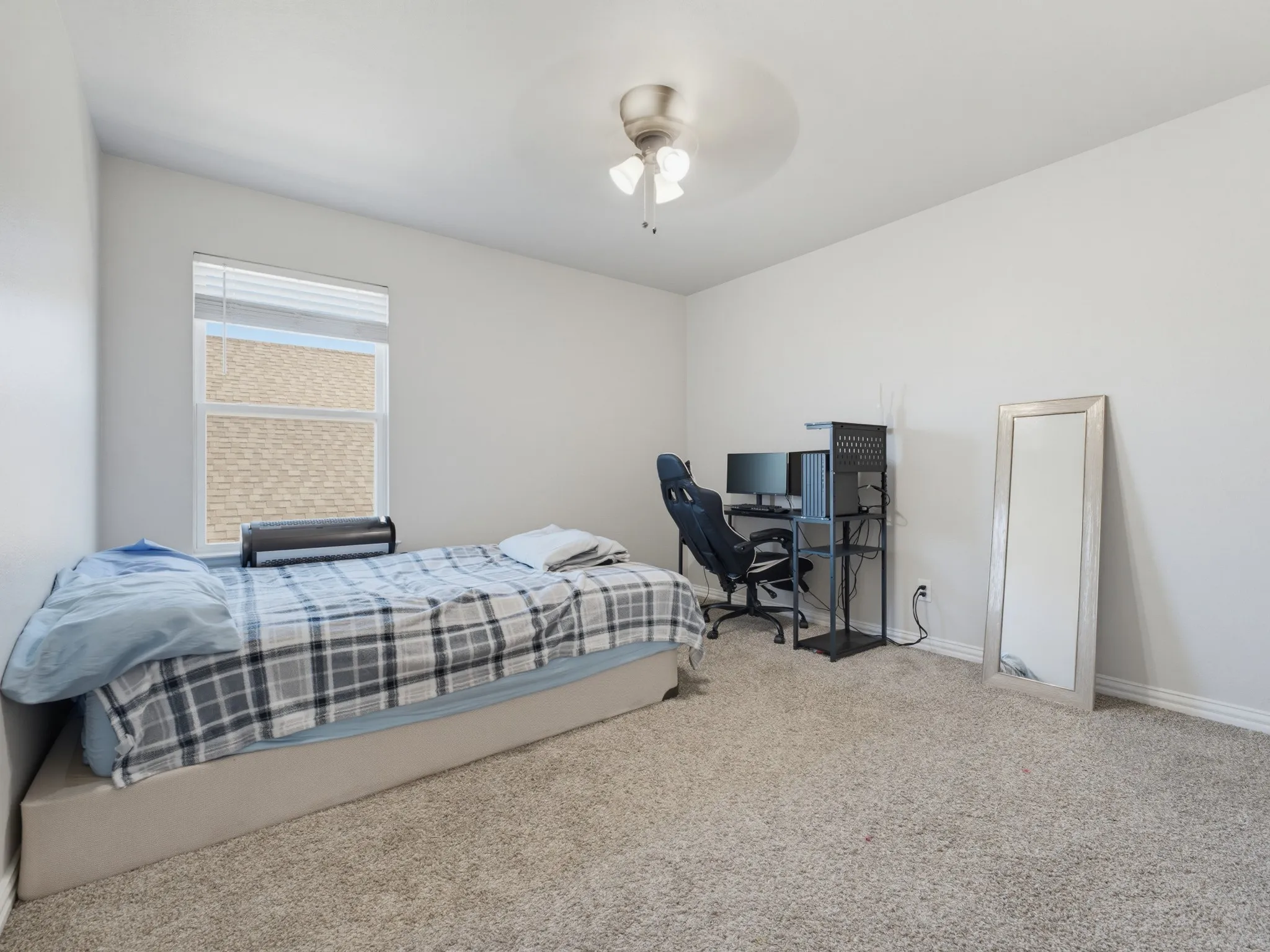 Single Family Residence For Sale in Tarrant County , 14212 Borealis Drive, Haslet, Texas 76052, 4 Bedroom, 4 Bathroom, 2 Garage spaces, 2,856 Sqft, built in 2021, mls#21368607, Real Estate Agent in Haslet, Homes For Sale in Tarrant county, Homes For Sale in Haslet, Realtor in Haslet Texas, Real Estate Brokerage Independent Realty Texas, Luminita Cordes Realtor