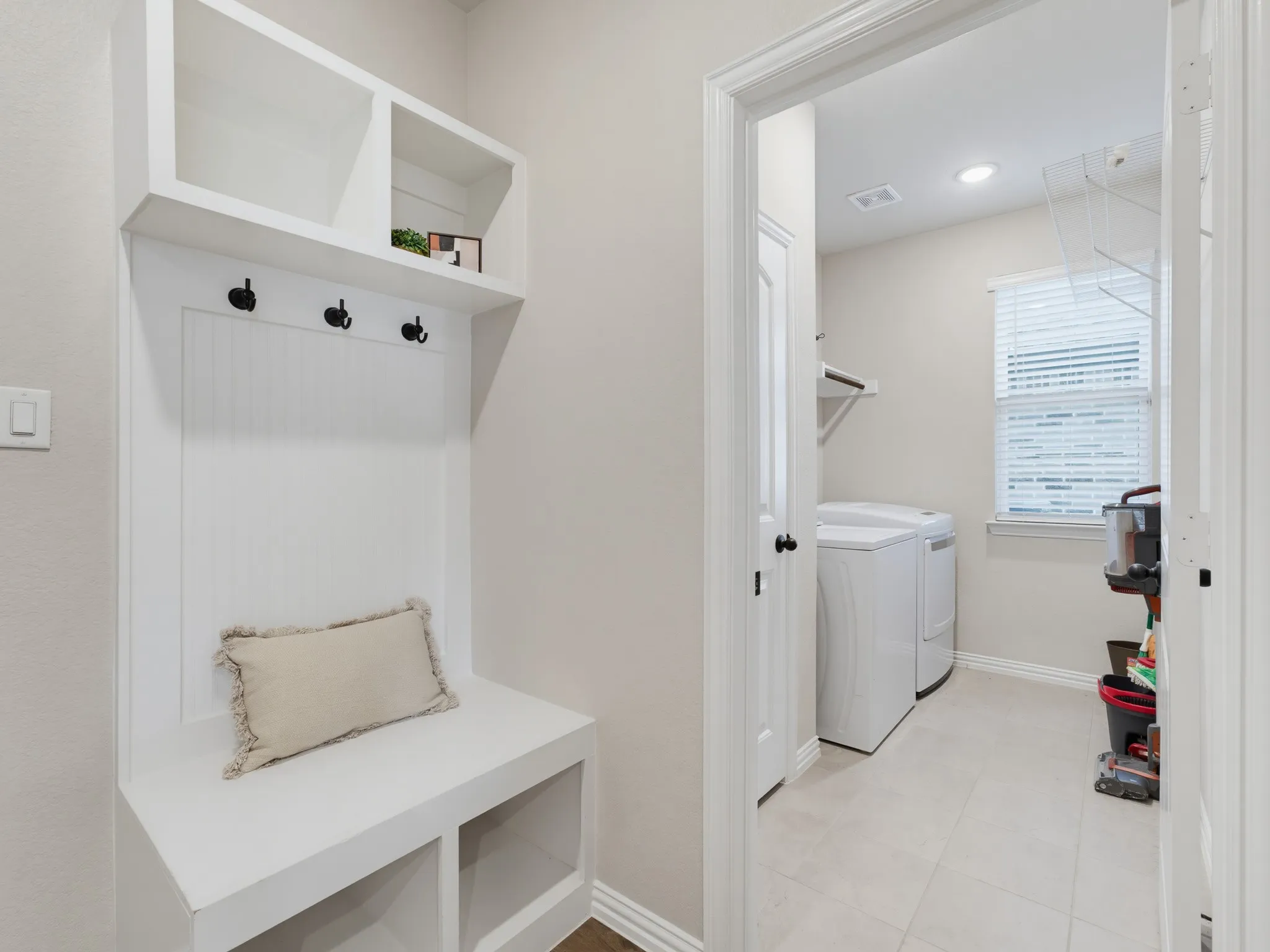 Single Family Residence For Sale in Tarrant County , 14212 Borealis Drive, Haslet, Texas 76052, 4 Bedroom, 4 Bathroom, 2 Garage spaces, 2,856 Sqft, built in 2021, mls#21368607, Real Estate Agent in Haslet, Homes For Sale in Tarrant county, Homes For Sale in Haslet, Realtor in Haslet Texas, Real Estate Brokerage Independent Realty Texas, Luminita Cordes Realtor