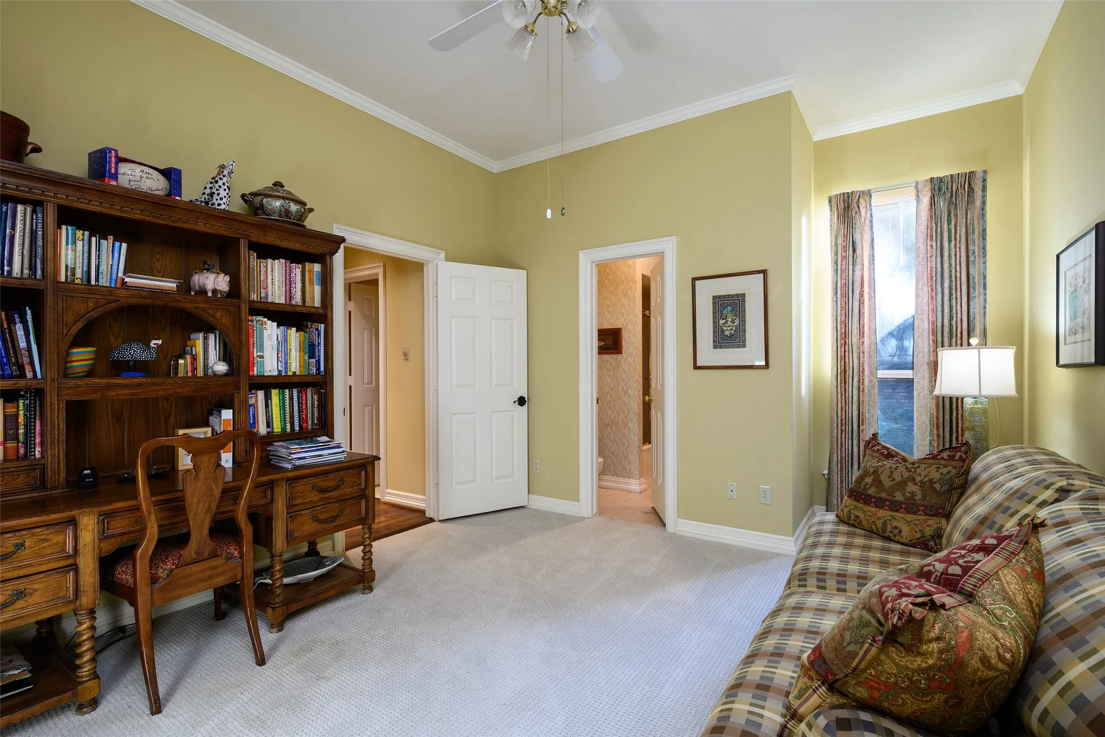 Single Family Residence For Sale in Dallas County , 11904 Forest Lakes Lane, Dallas, Texas 75230, 3 Bedroom, 4 Bathroom, 2 Garage spaces, 3,417 Sqft, built in 1985, mls#21368593, Real Estate Agent in Dallas, Homes For Sale in Dallas county, Homes For Sale in Dallas, Realtor in Dallas Texas, Real Estate Brokerage Independent Realty Texas, Luminita Cordes Realtor