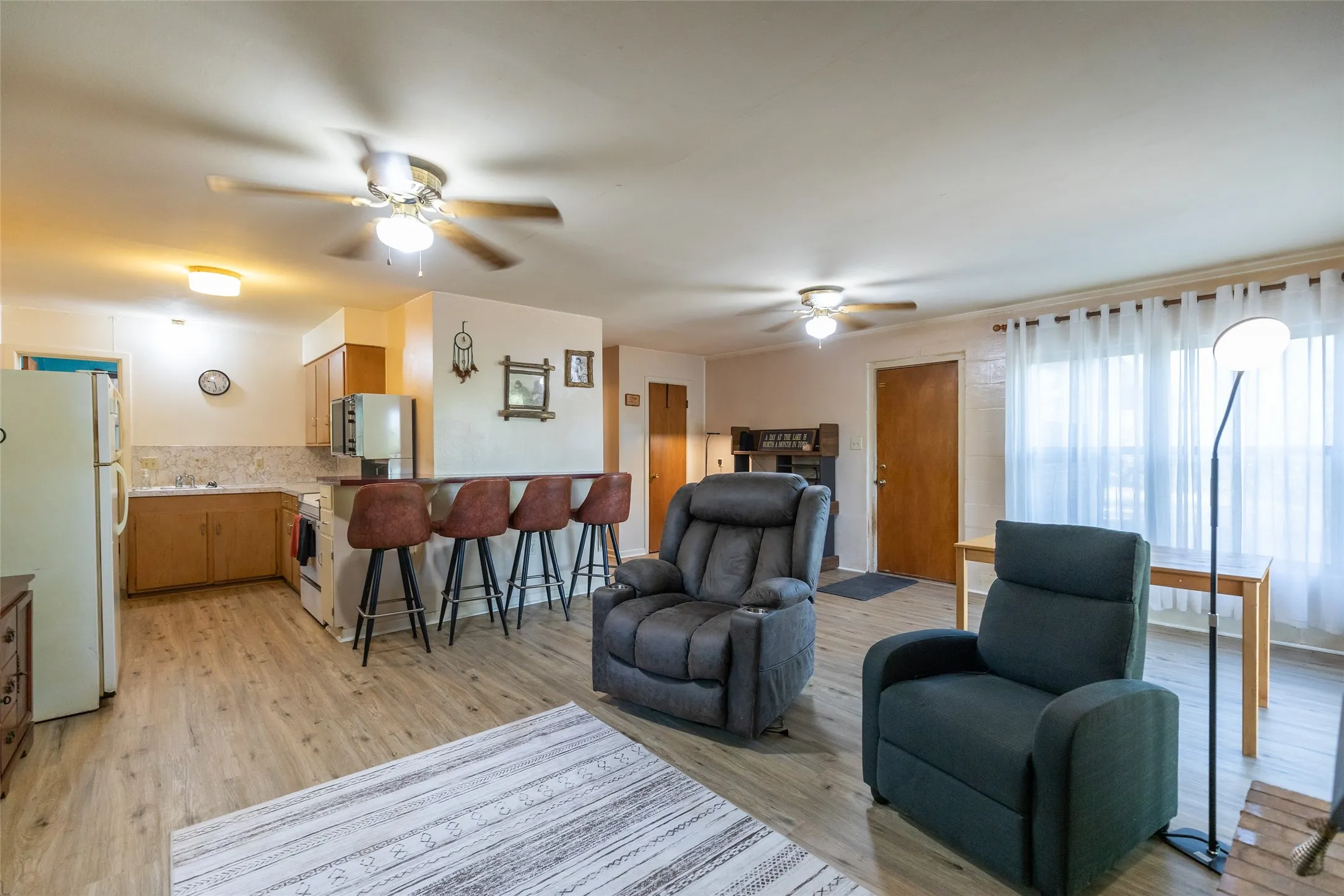 Single Family Residence For Sale in Jones County , 4-A Rain Dance Circle, Abilene, Texas 79601, 1 Bedroom, 1 Bathroom, Garage spaces, 792 Sqft, built in 1956, mls#21338380, Real Estate Agent in Abilene, Homes For Sale in Jones county, Homes For Sale in Abilene, Realtor in Abilene Texas, Real Estate Brokerage Independent Realty Texas, Luminita Cordes Realtor