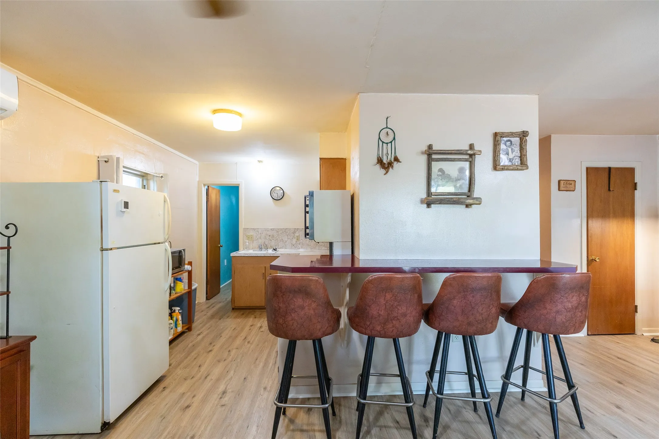 Single Family Residence For Sale in Jones County , 4-A Rain Dance Circle, Abilene, Texas 79601, 1 Bedroom, 1 Bathroom, Garage spaces, 792 Sqft, built in 1956, mls#21338380, Real Estate Agent in Abilene, Homes For Sale in Jones county, Homes For Sale in Abilene, Realtor in Abilene Texas, Real Estate Brokerage Independent Realty Texas, Luminita Cordes Realtor