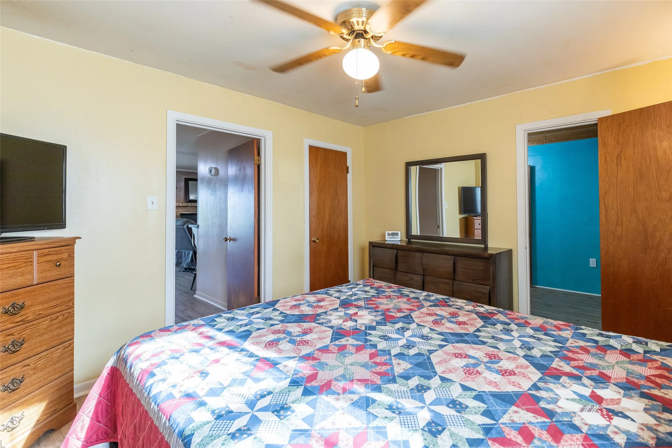 Single Family Residence For Sale in Jones County , 4-A Rain Dance Circle, Abilene, Texas 79601, 1 Bedroom, 1 Bathroom, Garage spaces, 792 Sqft, built in 1956, mls#21338380, Real Estate Agent in Abilene, Homes For Sale in Jones county, Homes For Sale in Abilene, Realtor in Abilene Texas, Real Estate Brokerage Independent Realty Texas, Luminita Cordes Realtor
