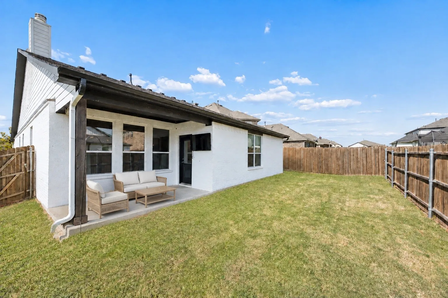 Single Family Residence For Sale in Johnson County , 8228 Cheetah Path, Godley, Texas 76044, 3 Bedroom, 2 Bathroom, 2 Garage spaces, 2,139 Sqft, built in 2022, mls#21362167, Real Estate Agent in Godley, Homes For Sale in Johnson county, Homes For Sale in Godley, Realtor in Godley Texas, Real Estate Brokerage Independent Realty Texas, Luminita Cordes Realtor