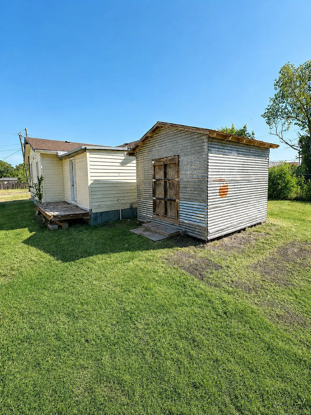 Single Family Residence For Sale in Mc Lennan County , 105 Brookshire, Riesel, Texas 76682, 2 Bedroom, 1 Bathroom, Garage spaces, 848 Sqft, built in 1964, mls#21368515, Real Estate Agent in Riesel, Homes For Sale in Mc Lennan county, Homes For Sale in Riesel, Realtor in Riesel Texas, Real Estate Brokerage Independent Realty Texas, Luminita Cordes Realtor