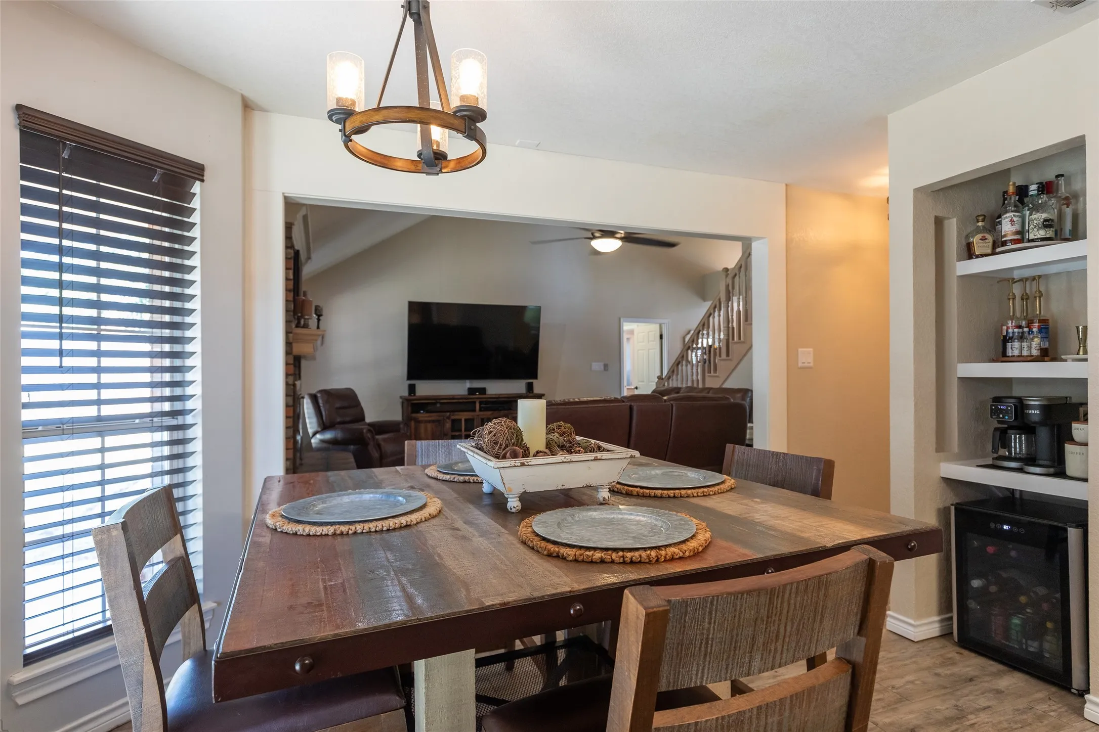 Single Family Residence For Sale in Taylor County , 4317 Dee Ann Court, Abilene, Texas 79606, 4 Bedroom, 3 Bathroom, 2 Garage spaces, 1,987 Sqft, built in 1996, mls#21343444, Real Estate Agent in Abilene, Homes For Sale in Taylor county, Homes For Sale in Abilene, Realtor in Abilene Texas, Real Estate Brokerage Independent Realty Texas, Luminita Cordes Realtor